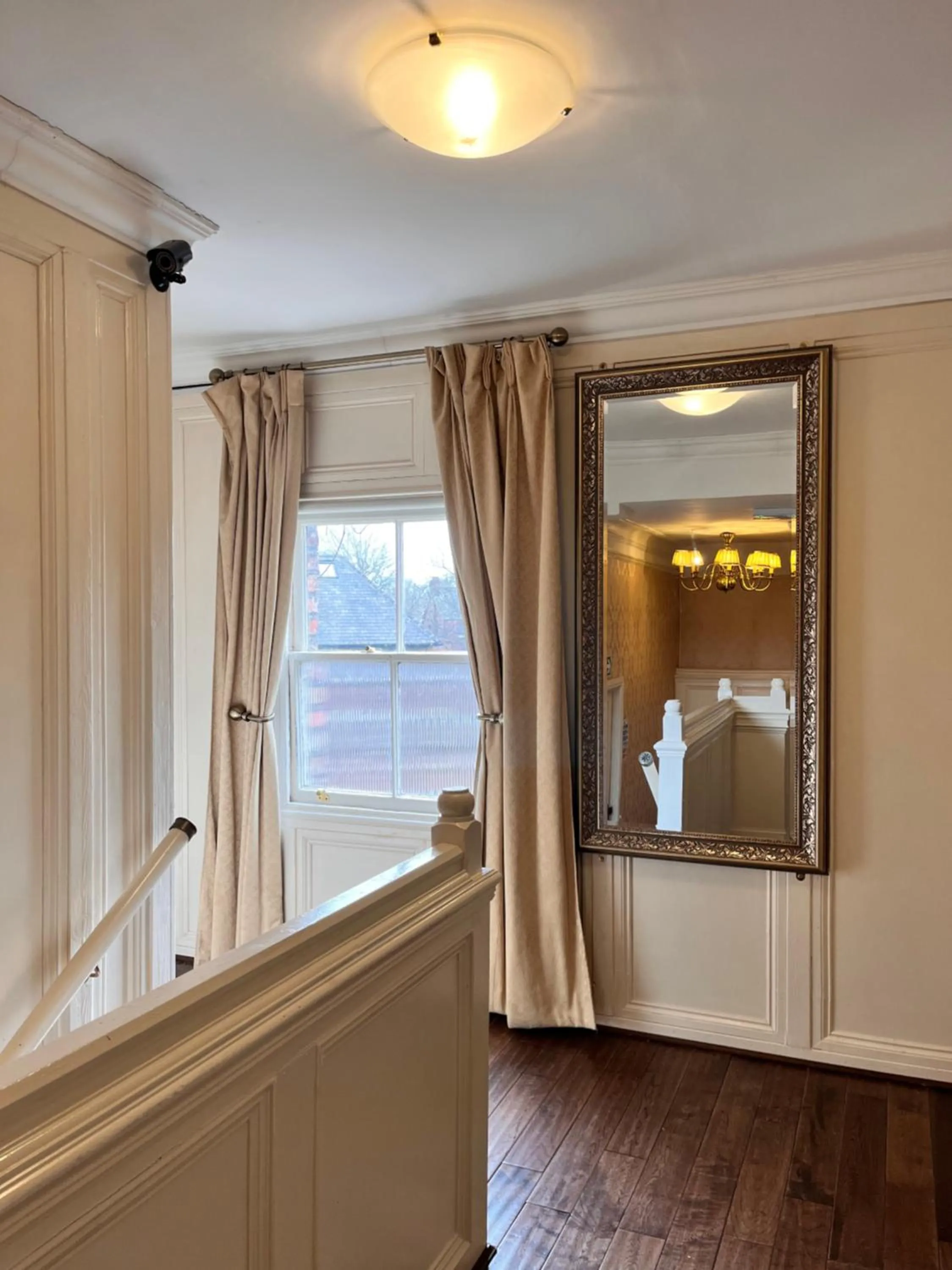 Decorative detail in The Mountford Hotel - Free Parking