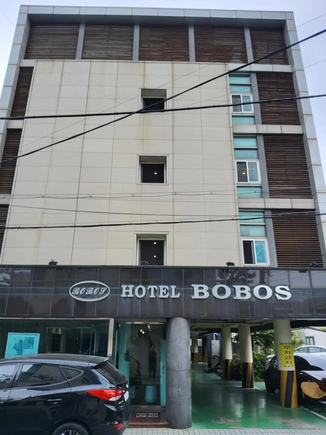 Property building in BOBOS Hotel