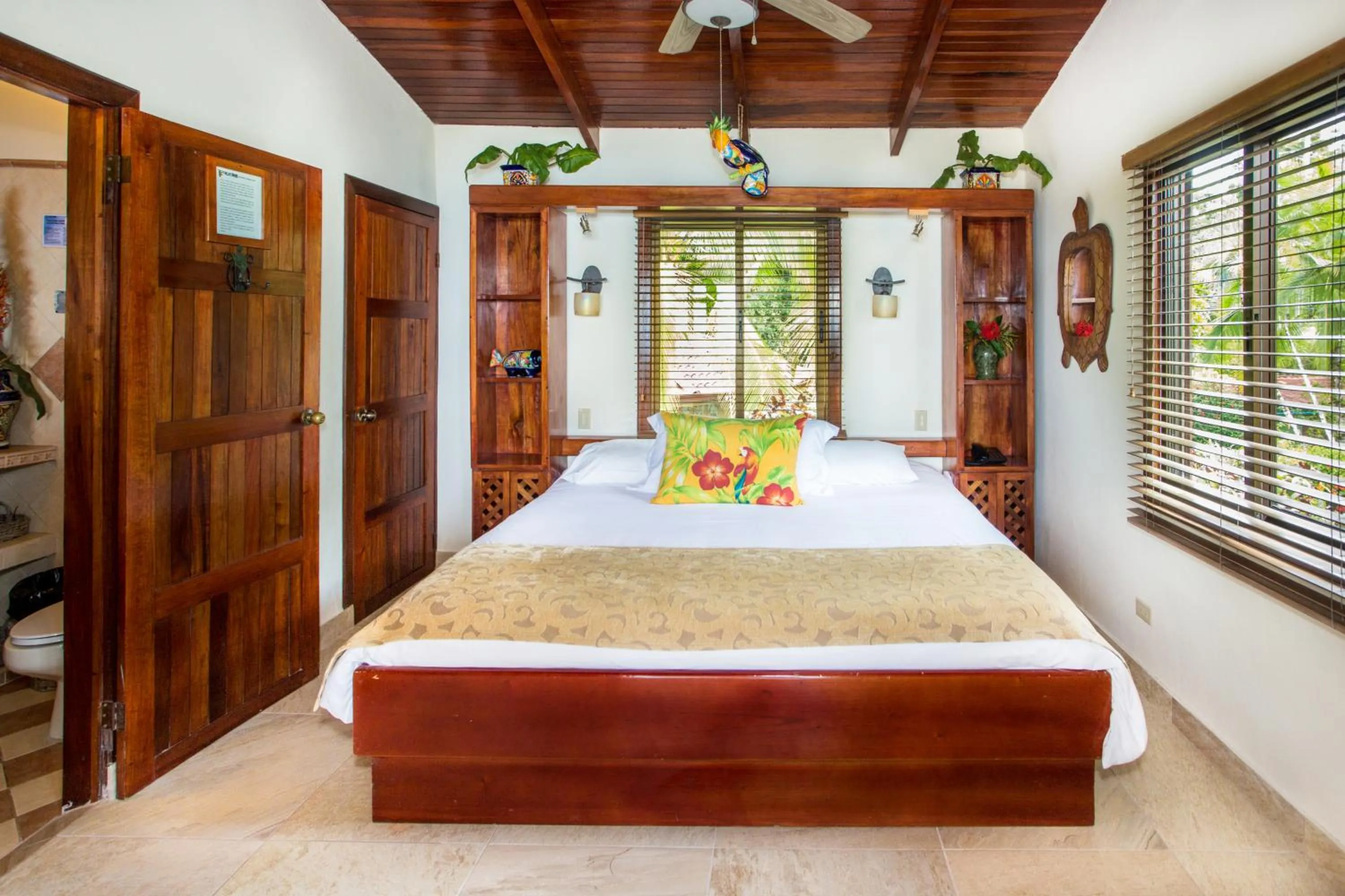 Bedroom, Bed in Hotel Villas Nicolas - Adults Only