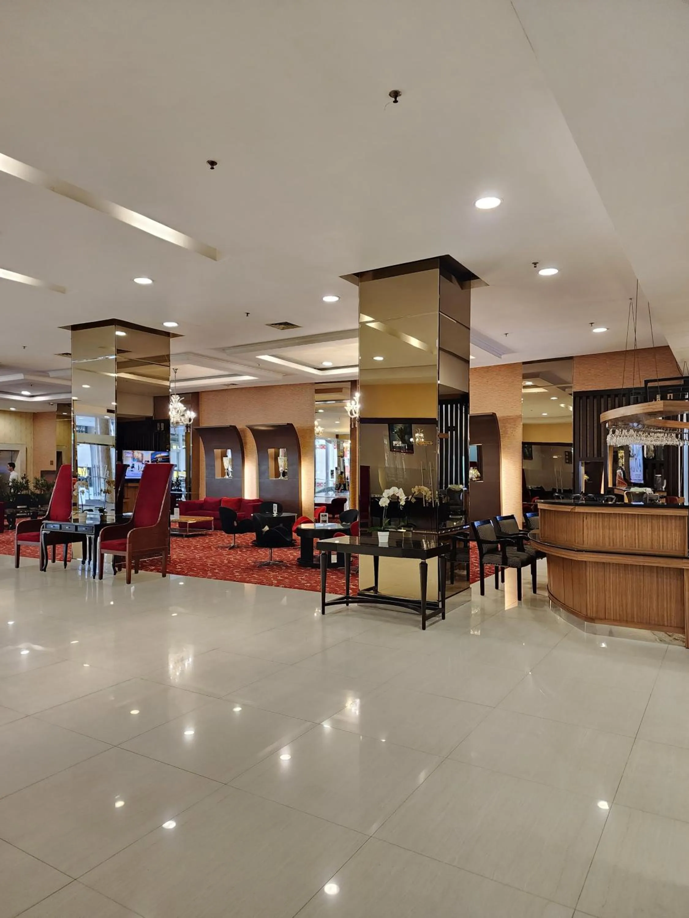 Lobby or reception in Grand Serpong Hotel