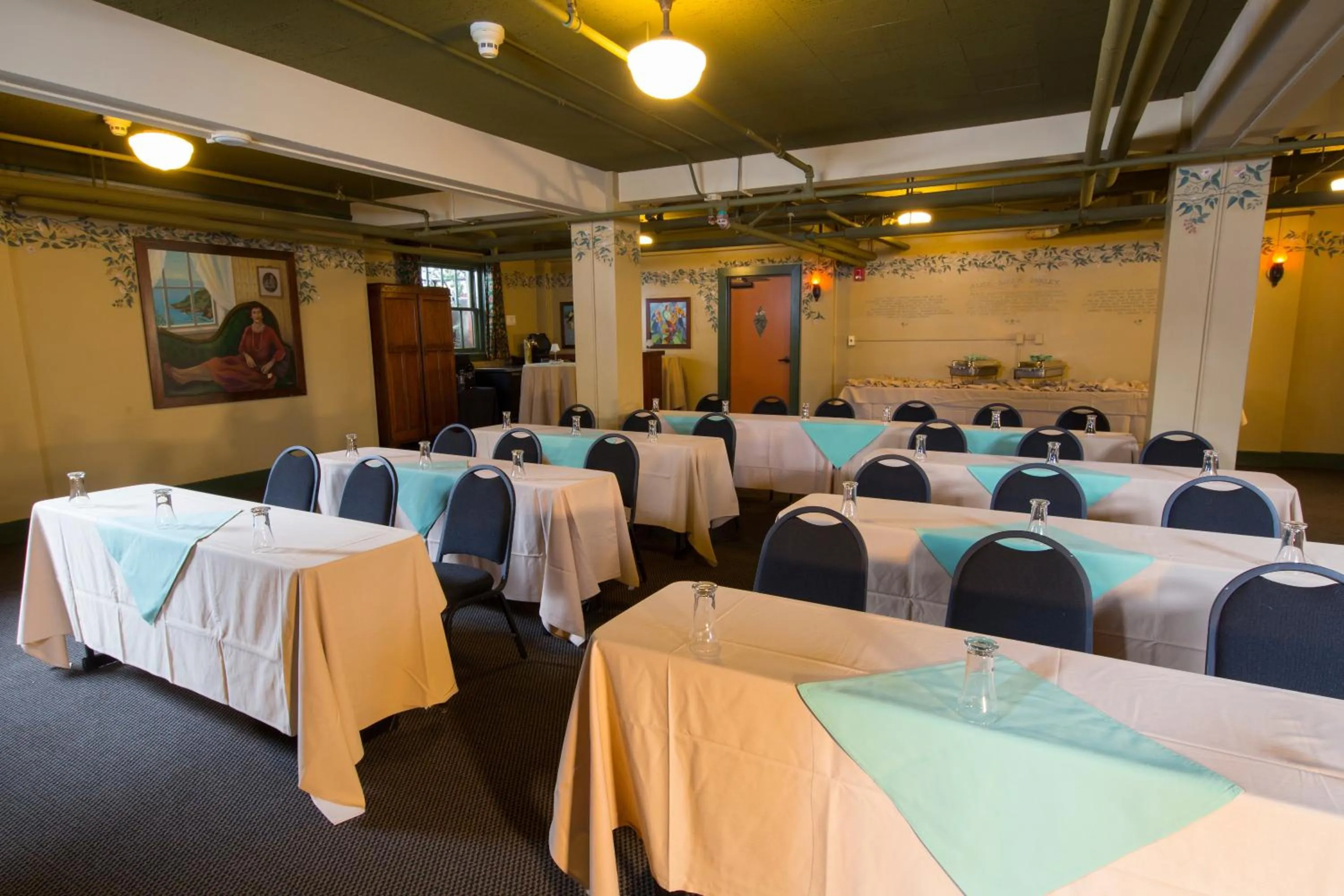 Banquet/Function facilities in McMenamins Grand Lodge