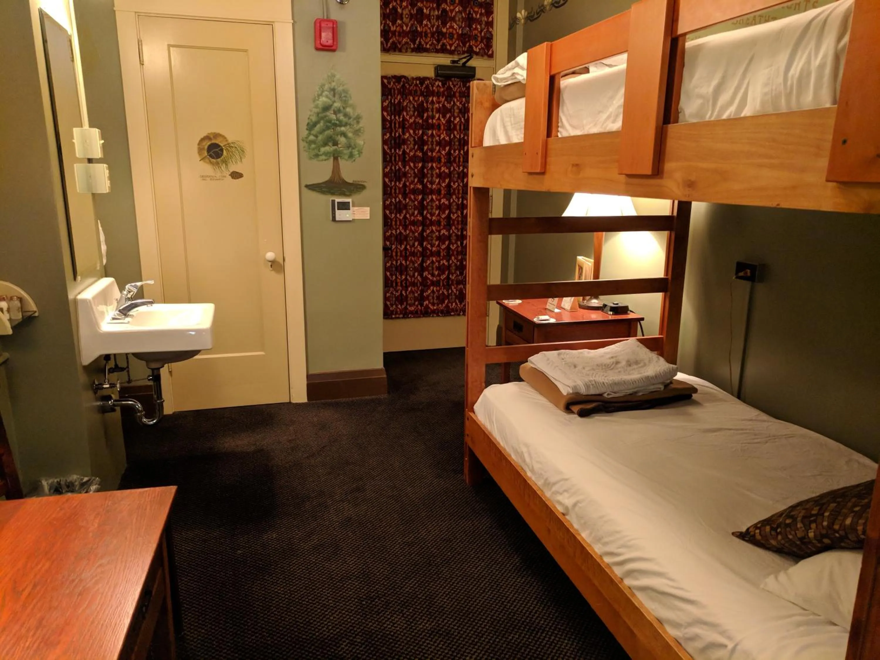 bunk bed, Bed in McMenamins Grand Lodge