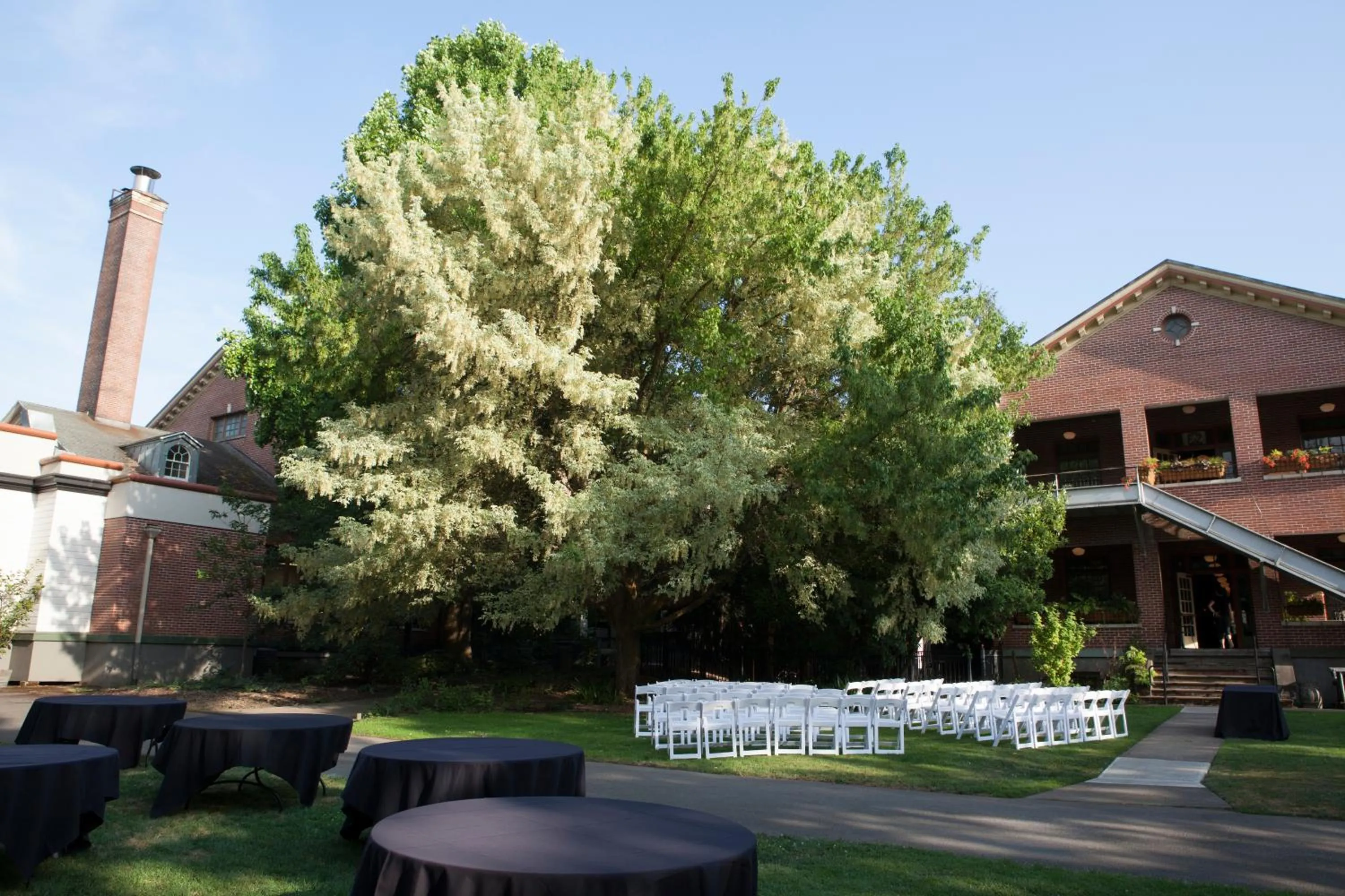 Banquet/Function facilities in McMenamins Grand Lodge