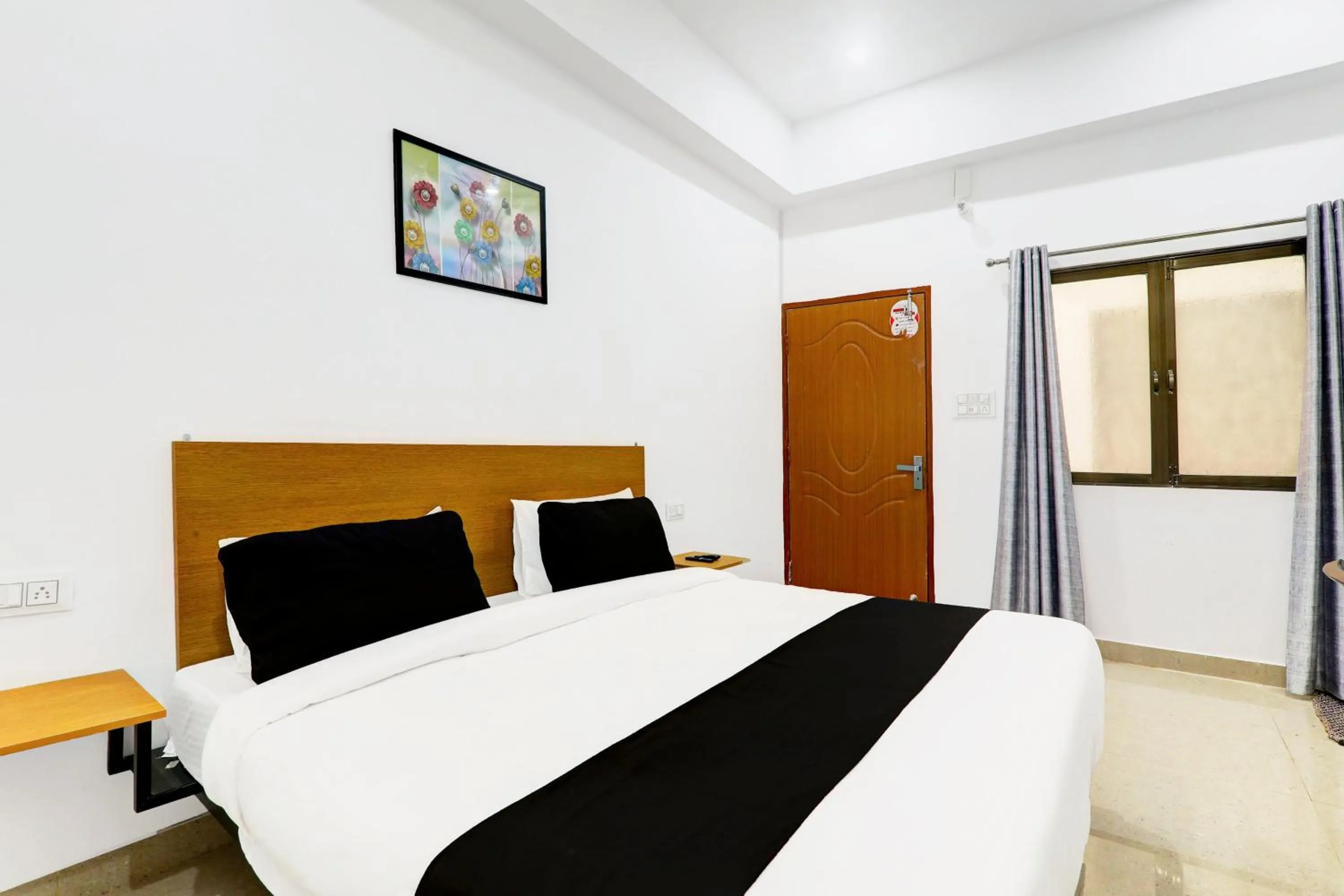 Bedroom, Bed in Hotel O JP INN