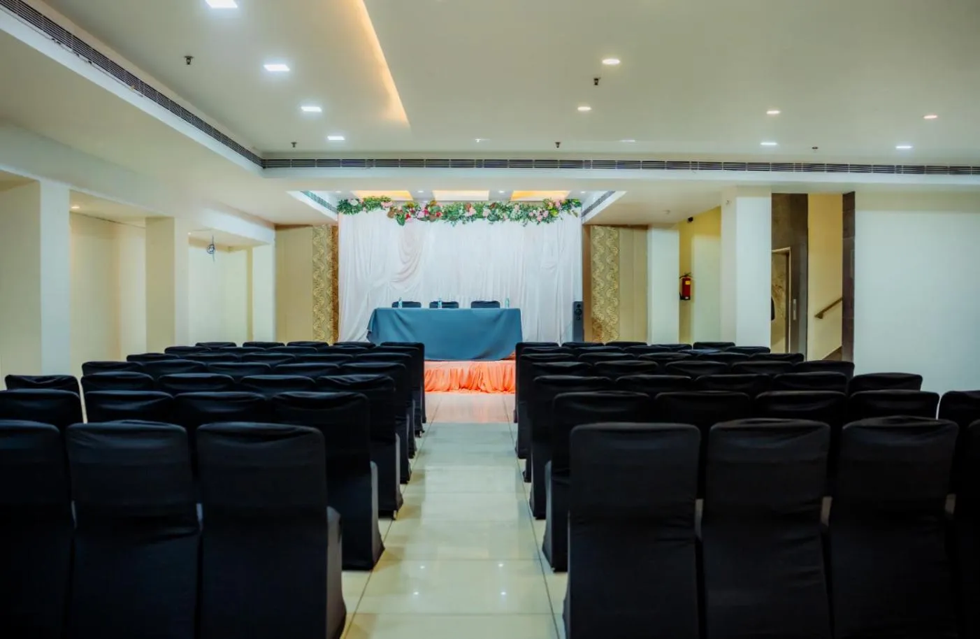 Meeting/conference room in HHW Hotel- Agra