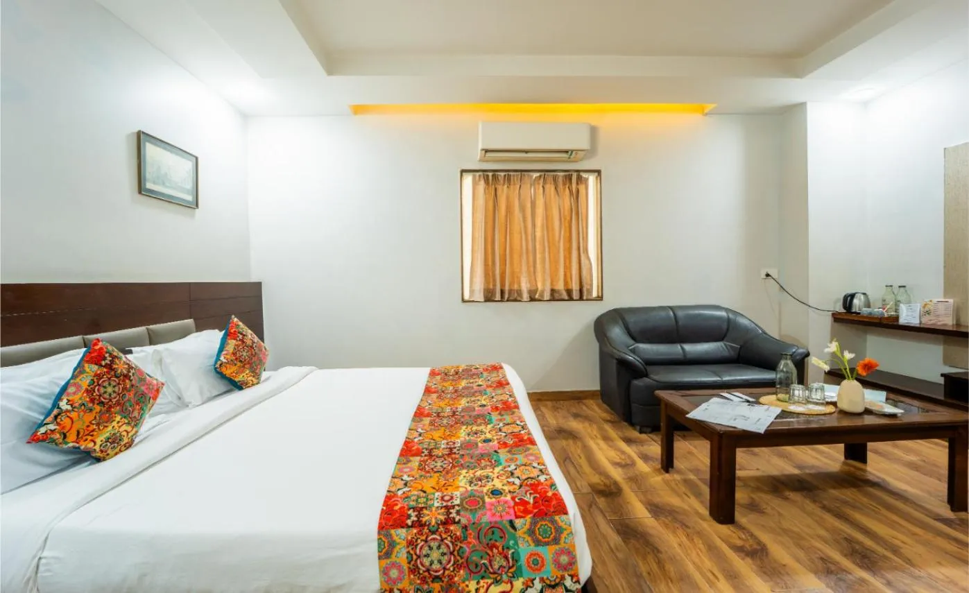 Bed in HHW Hotel- Agra