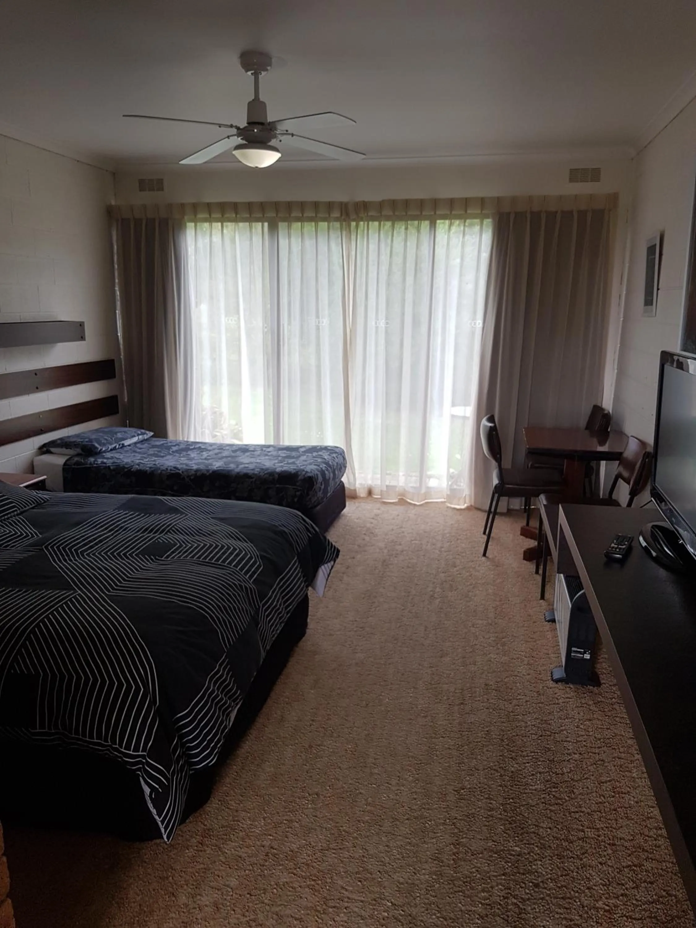 Photo of the whole room, Bed in Toora Lodge Motel