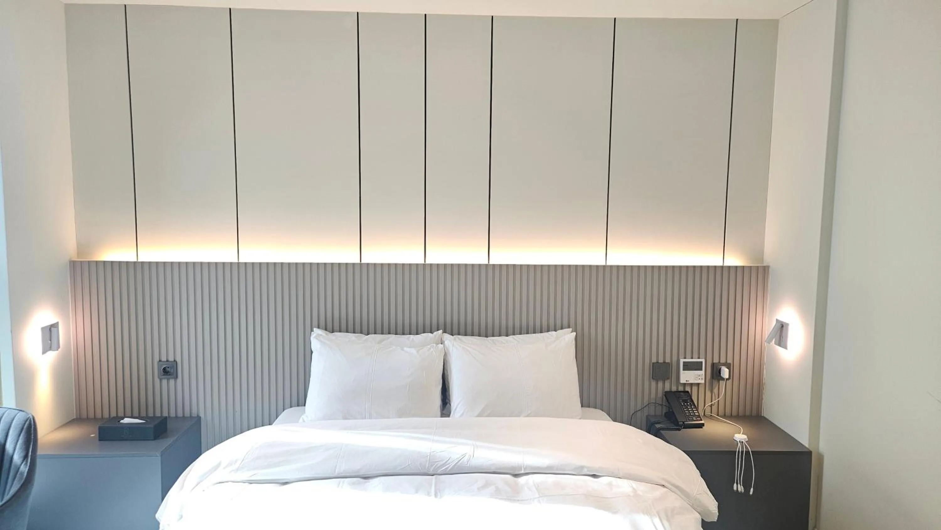 Bed in The Gleam Hotel