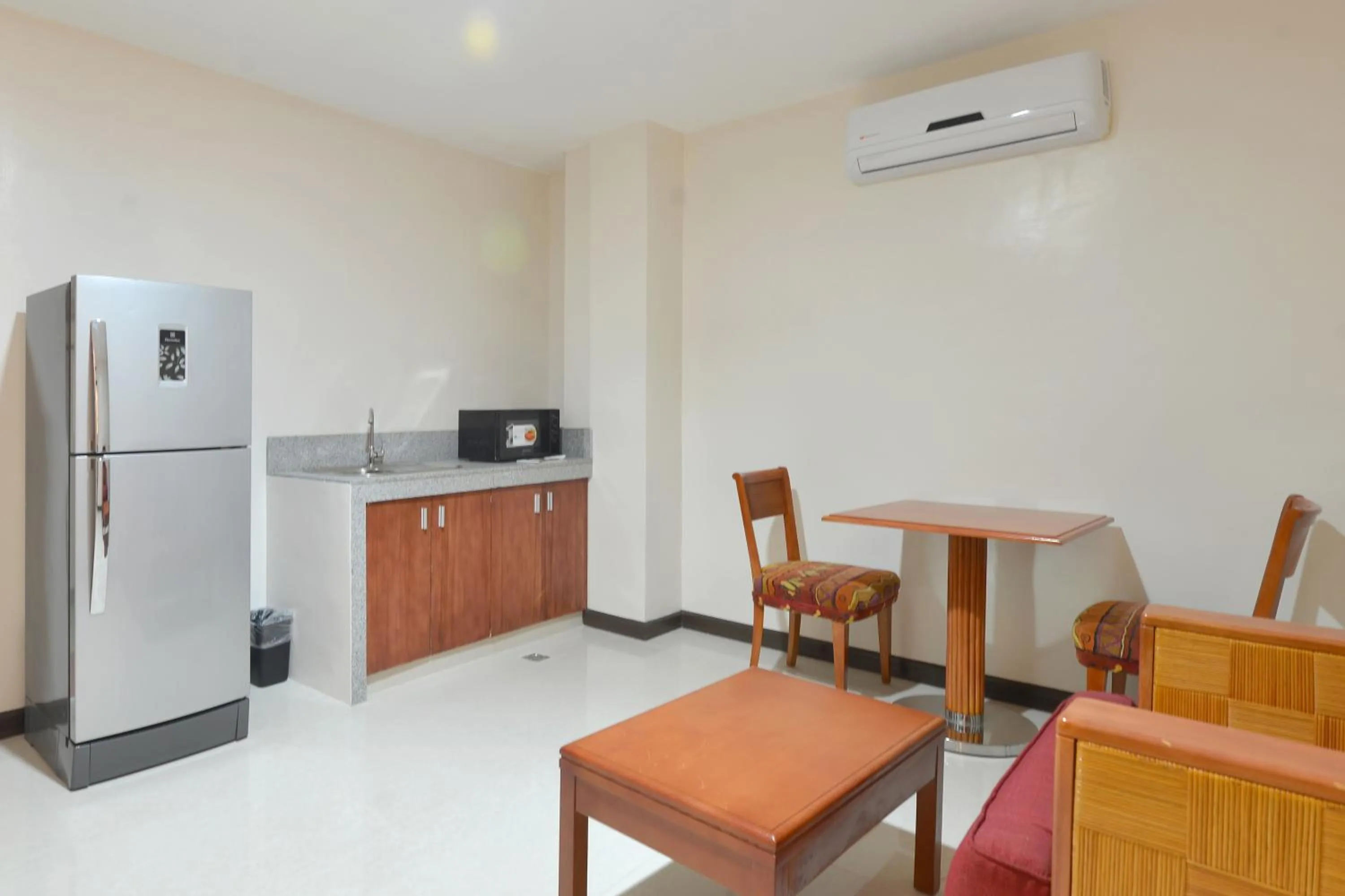 Kitchen or kitchenette in Royal Suites Condotel