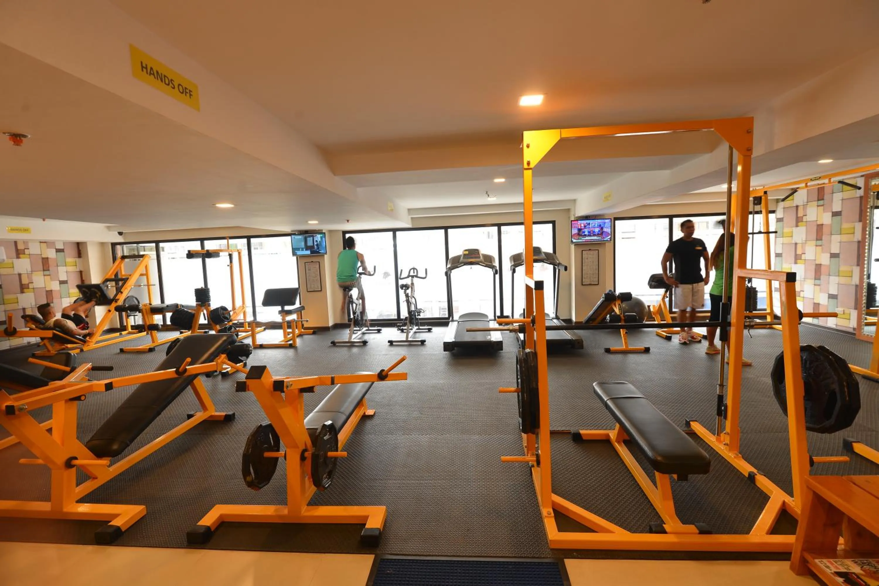 Fitness centre/facilities in Royal Suites Condotel