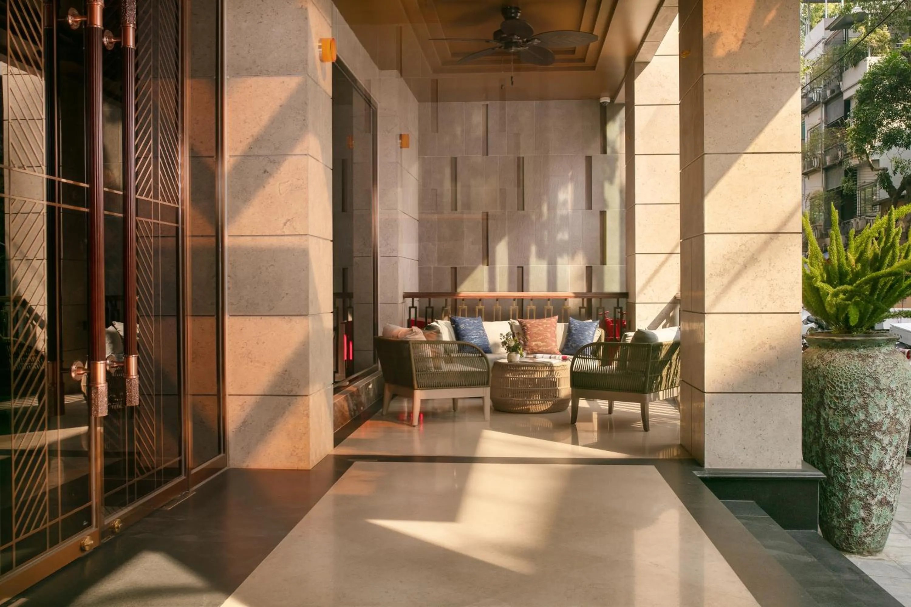 Facade/entrance in HOTEL de LAGOM