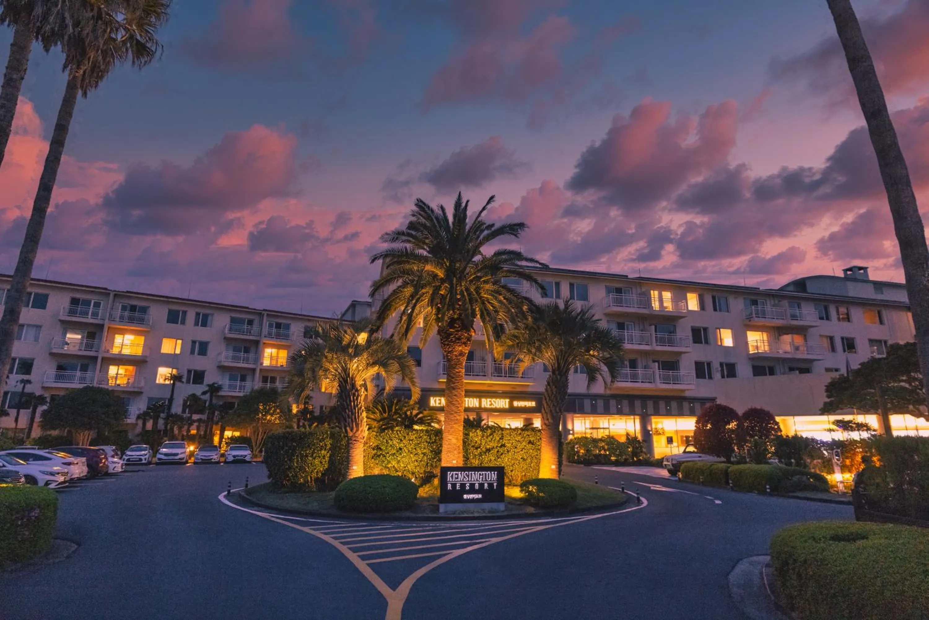 Property building in Kensington Resort Seogwipo