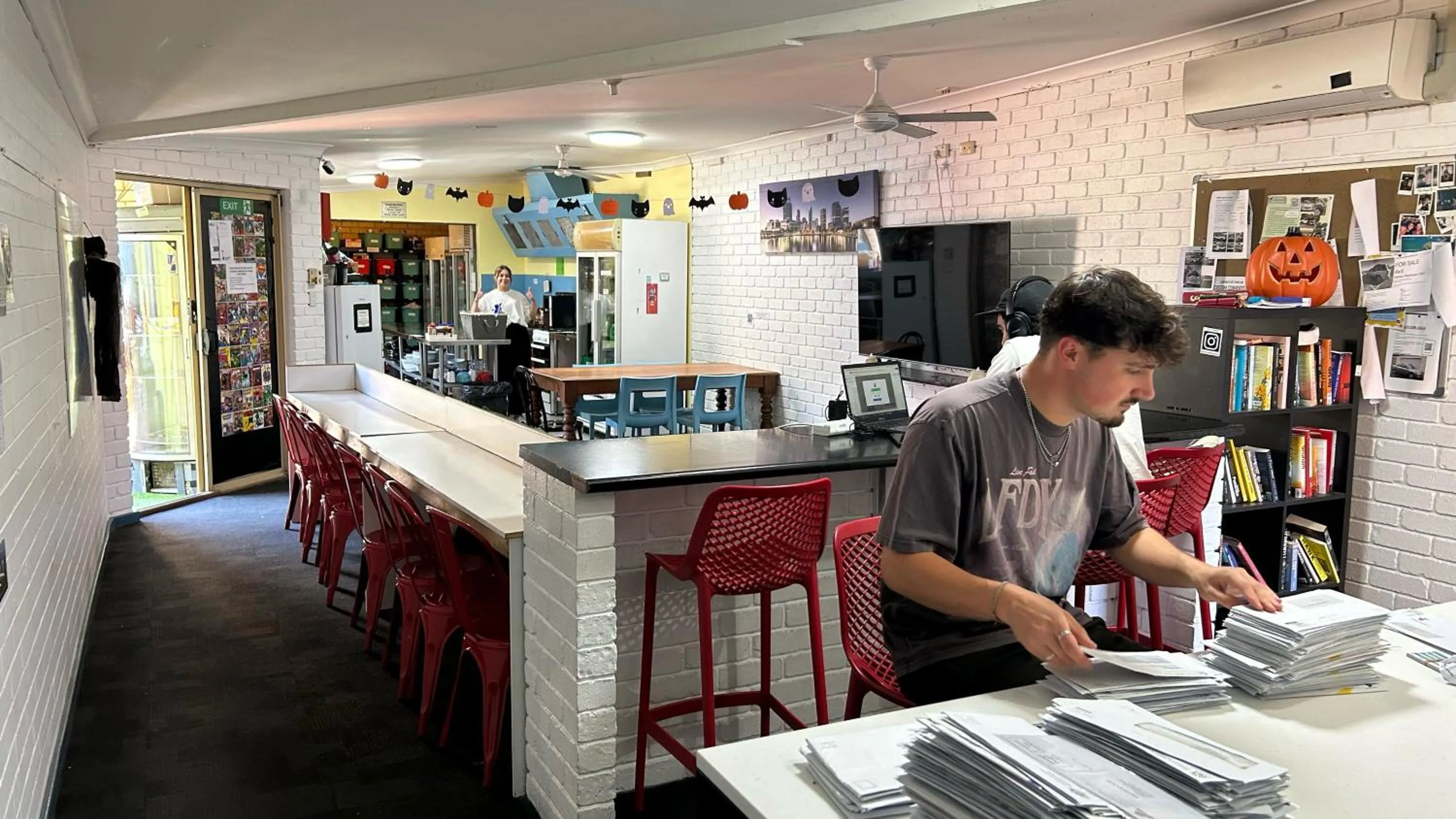 Shiralee Hostel -note - Valid passport required to check in