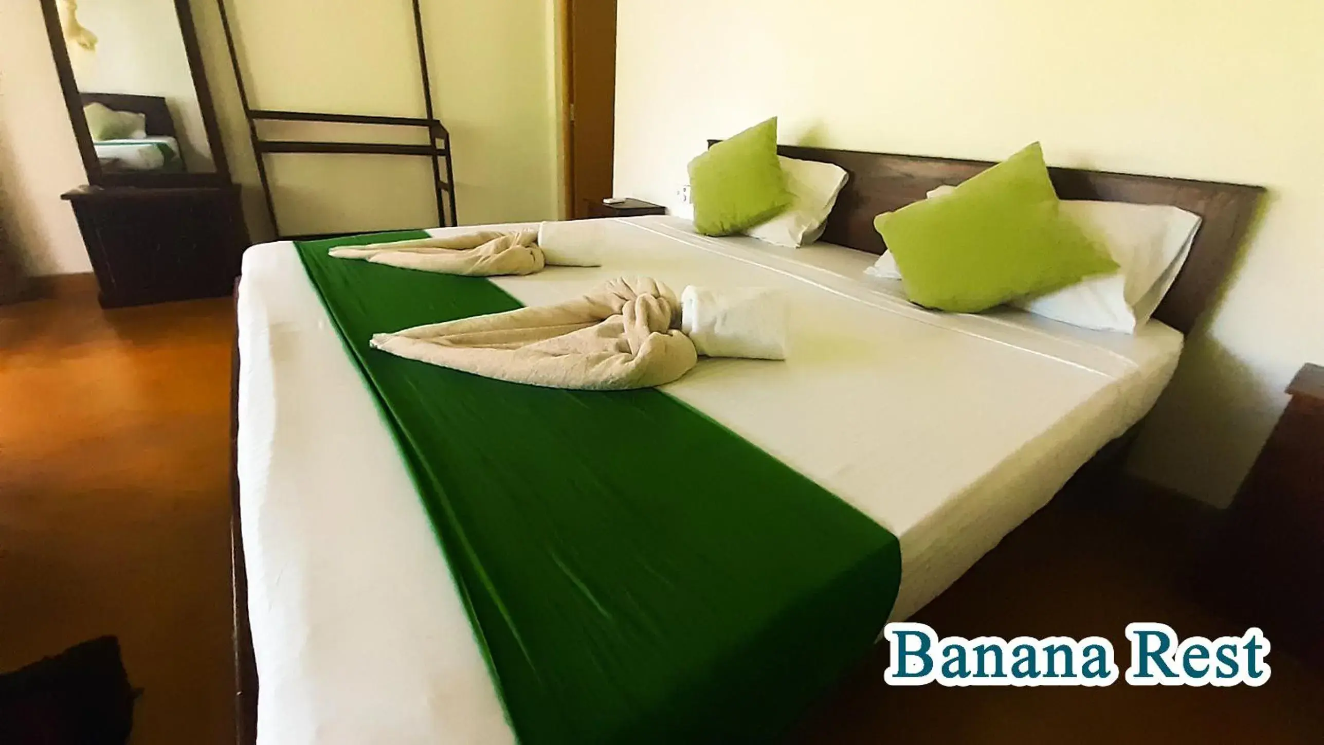 Triple Room with Complimentary Tuk Tuk Ride to Sigiriya Rock in Banana Rest Sigiriya Triple Room with Complimentary Tuk Tuk Ride to Sigiriya Rock in Banana Rest Sigiriya