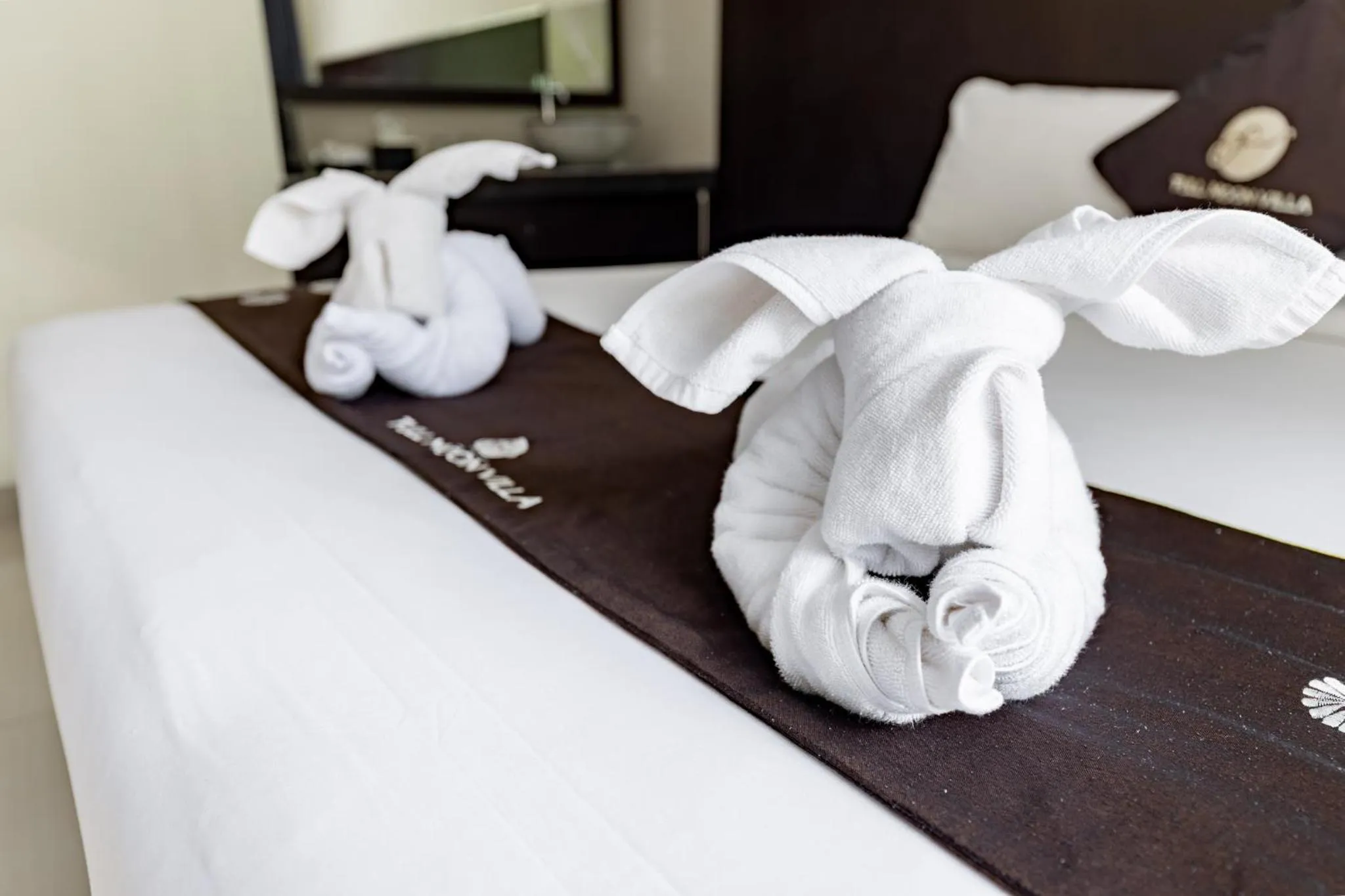 Bed in Full Moon Villa Ubud