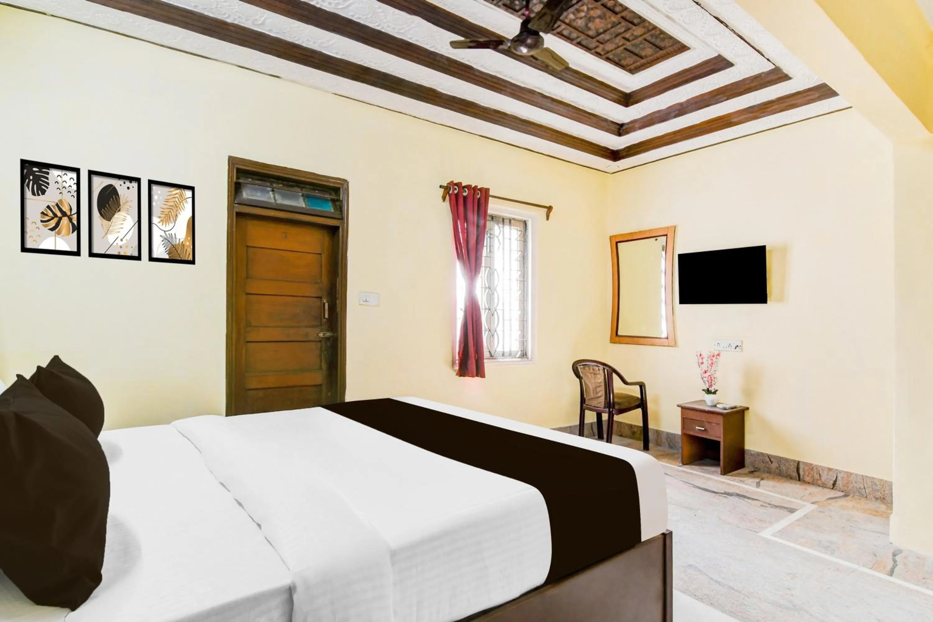 Bedroom, Bed in Super Hotel O Lenin Sarani