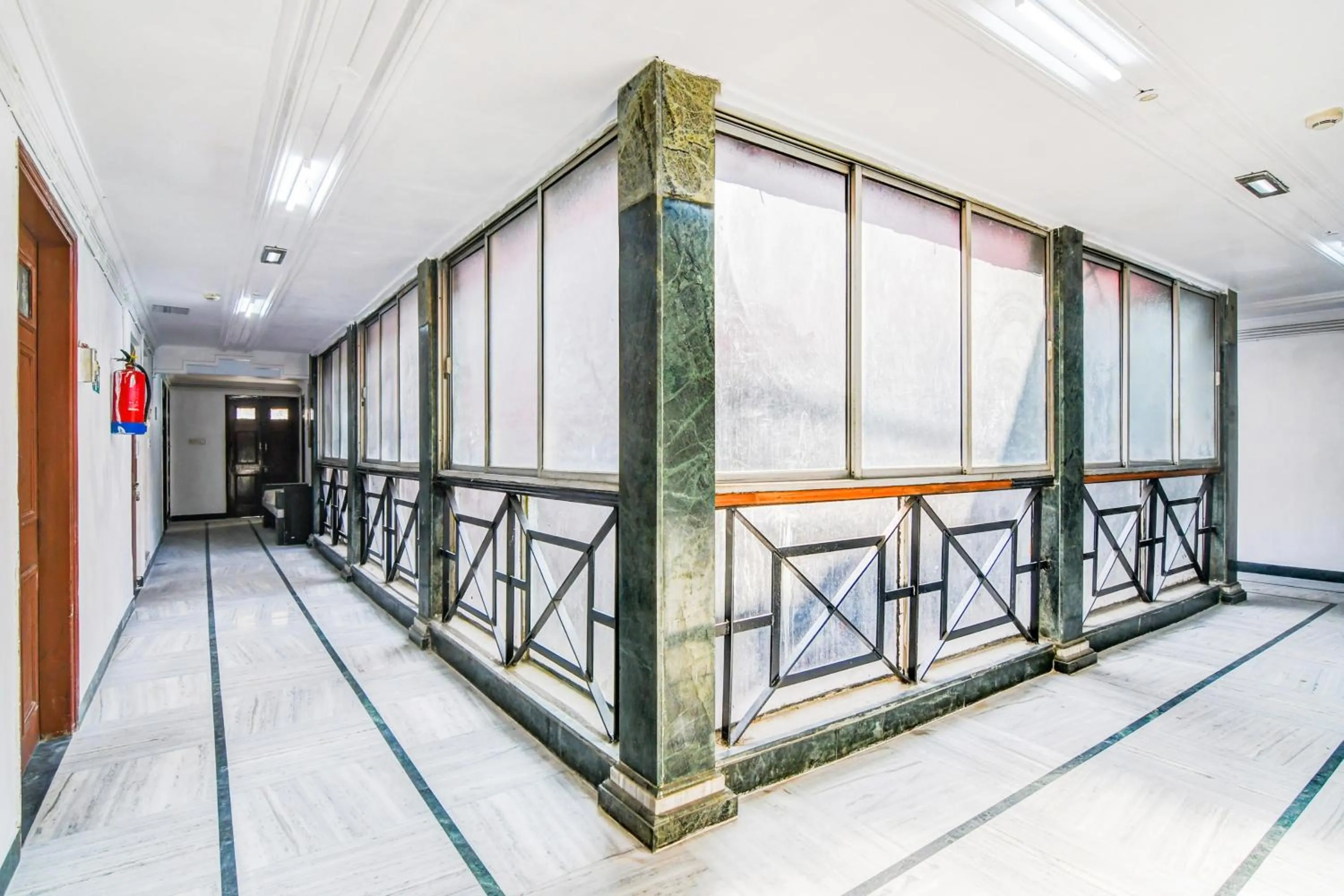 Lobby or reception in Super Hotel O Lenin Sarani