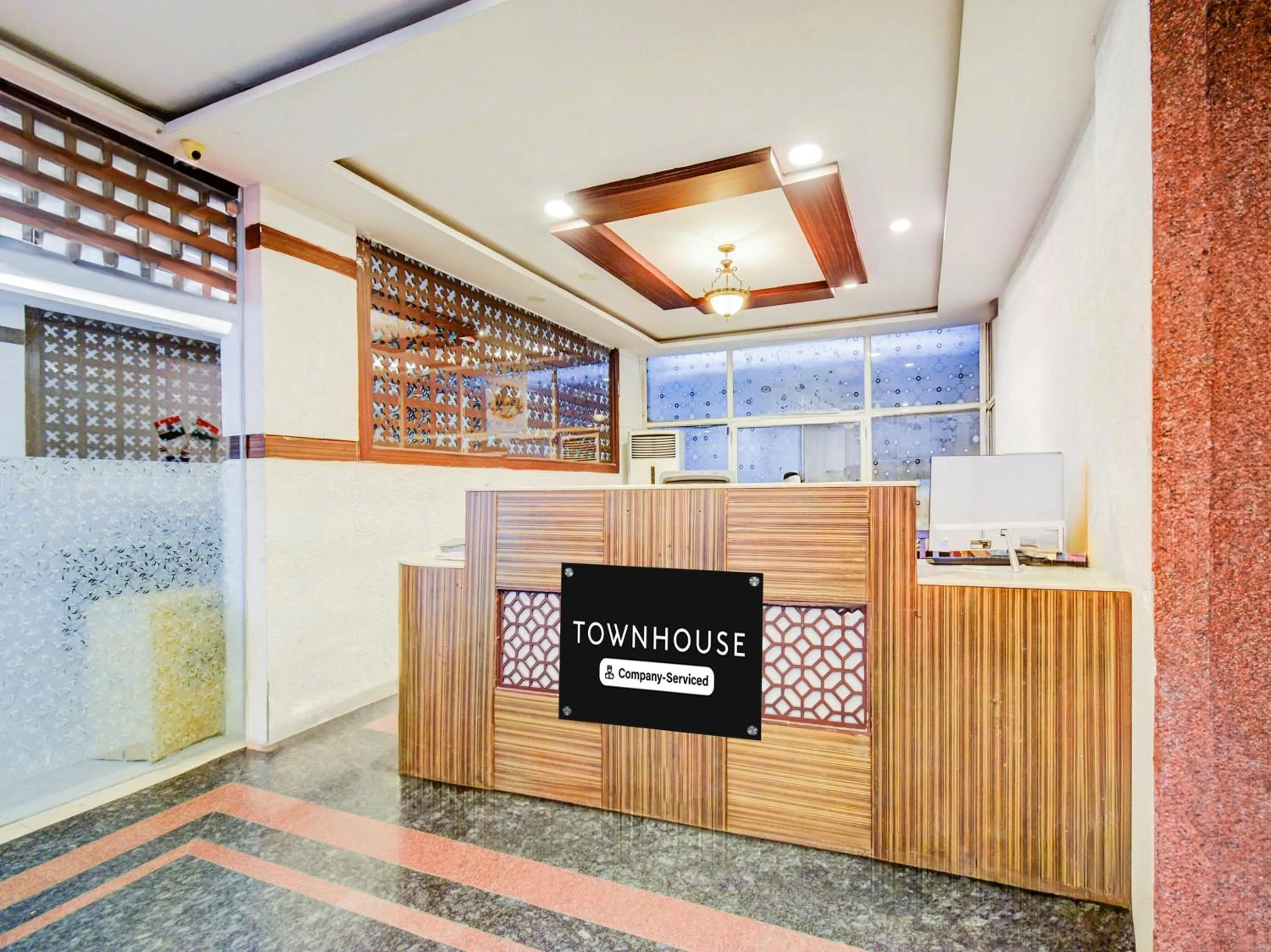 Lobby or reception in Super Townhouse Red Hills Lakdikapul Formerly Sitara Grand