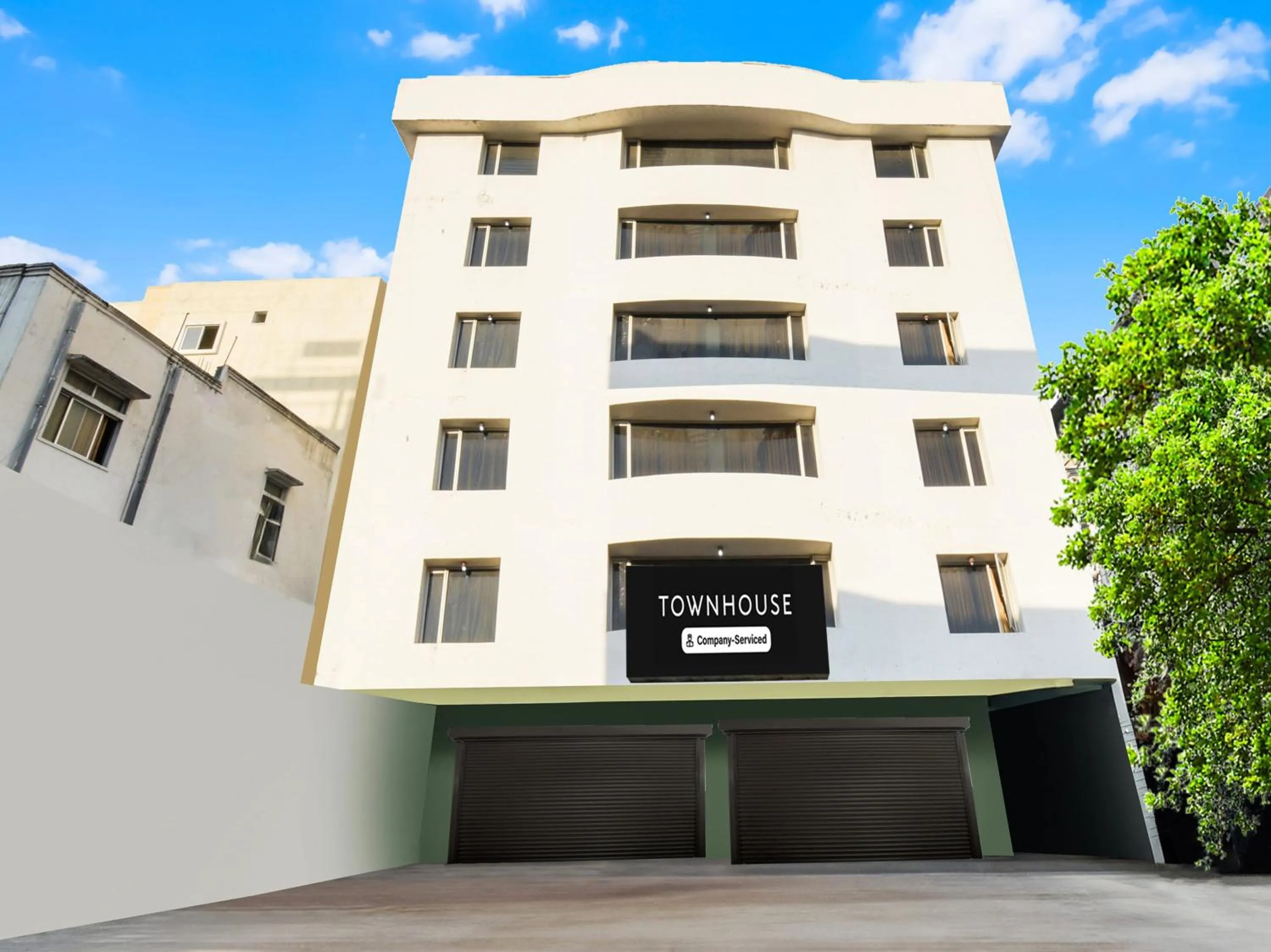 Facade/entrance in Super Townhouse Red Hills Lakdikapul Formerly Sitara Grand