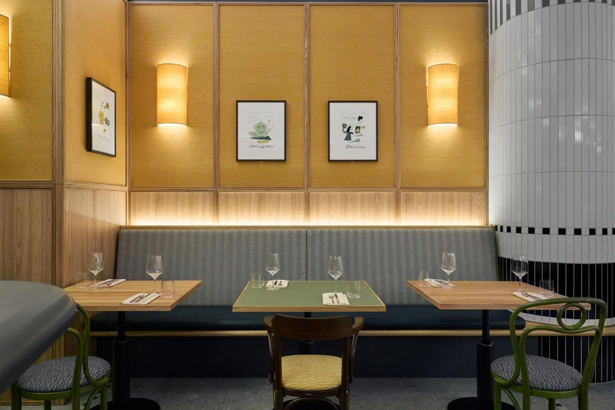 Restaurant/places to eat in Kimpton Main Frankfurt by IHG