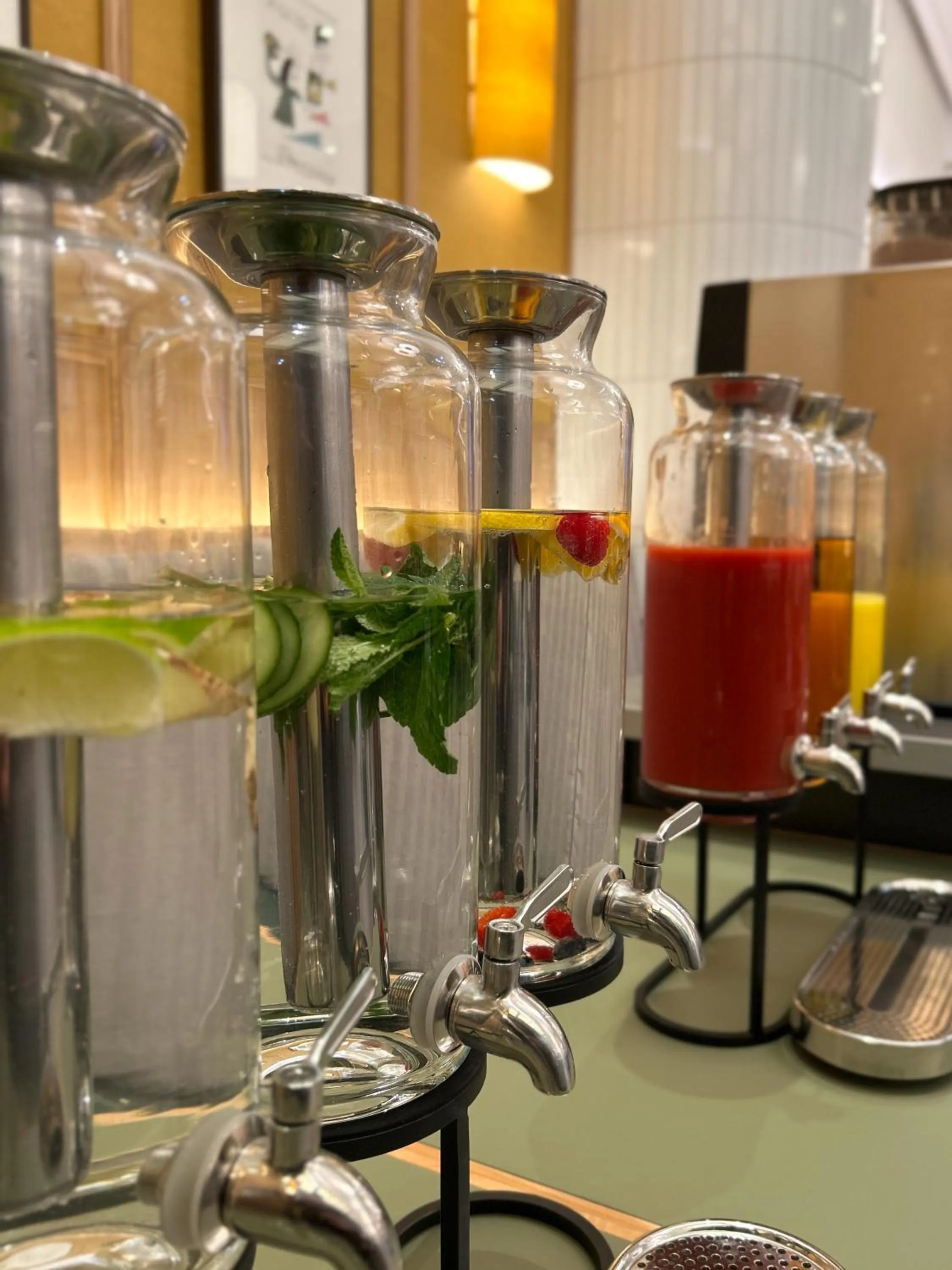 Breakfast in Kimpton Main Frankfurt by IHG