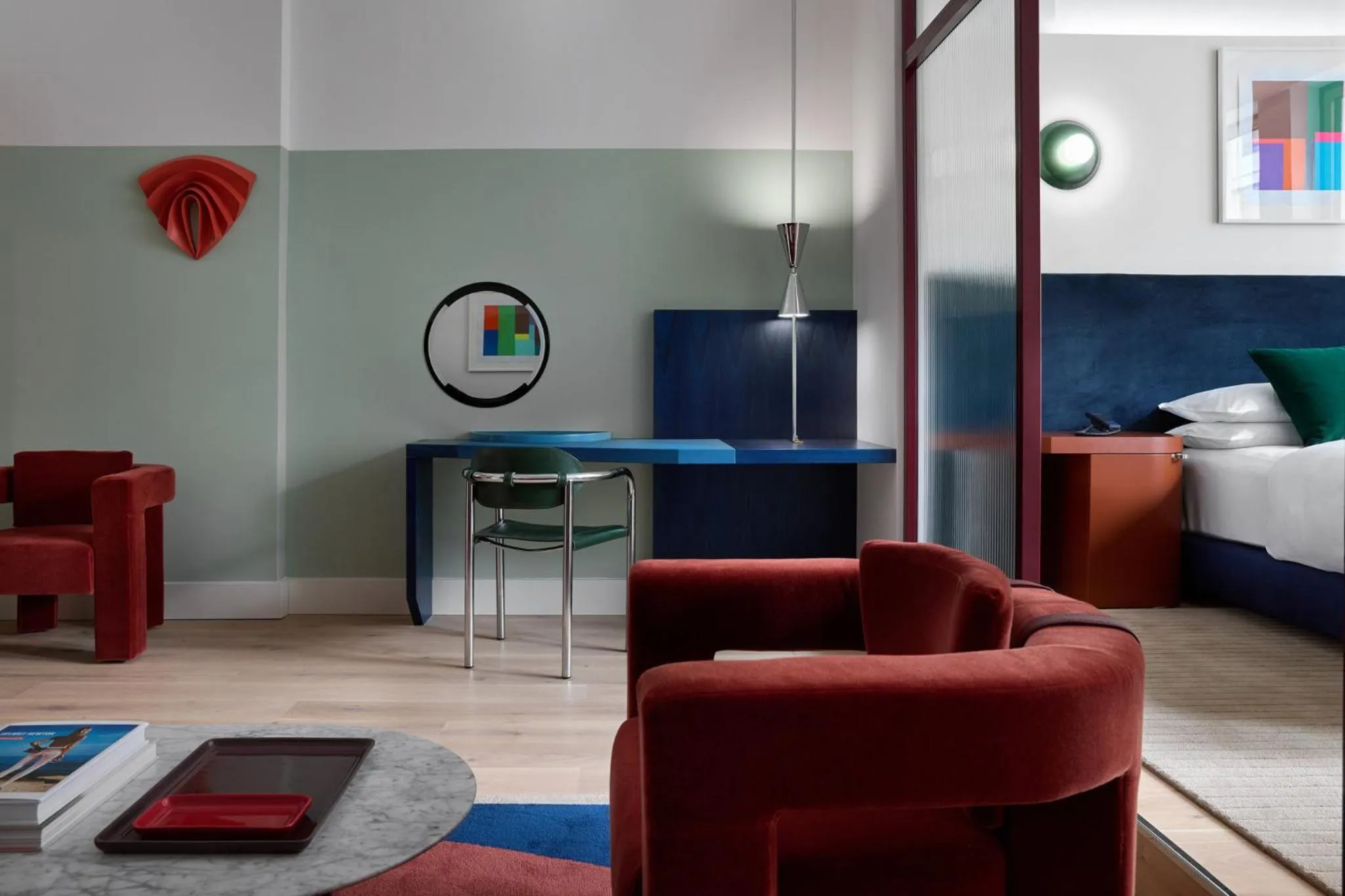 Photo of the whole room in Kimpton Main Frankfurt by IHG