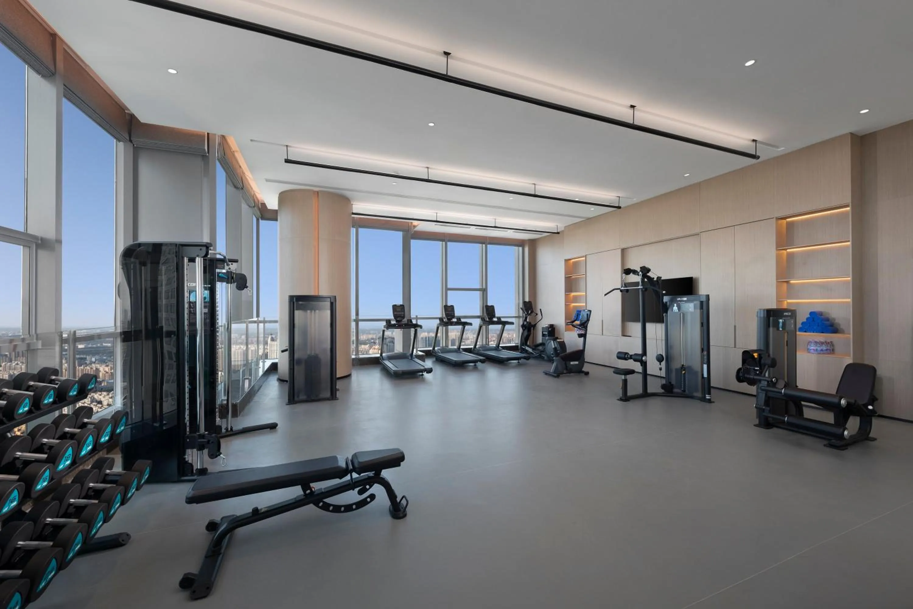 Fitness centre/facilities in Crowne Plaza Taizhou City Center by IHG