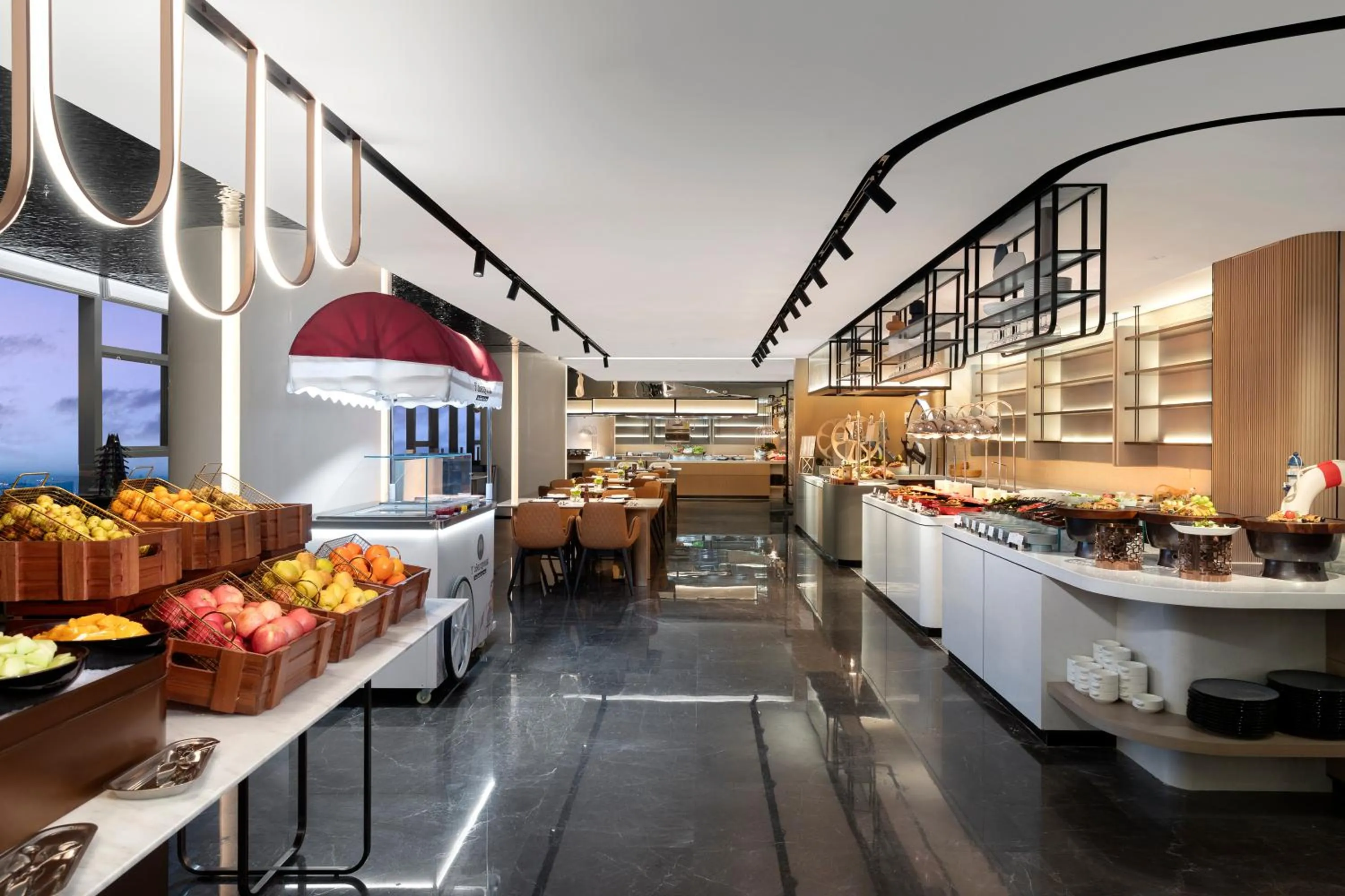 Continental breakfast in Crowne Plaza Taizhou City Center by IHG