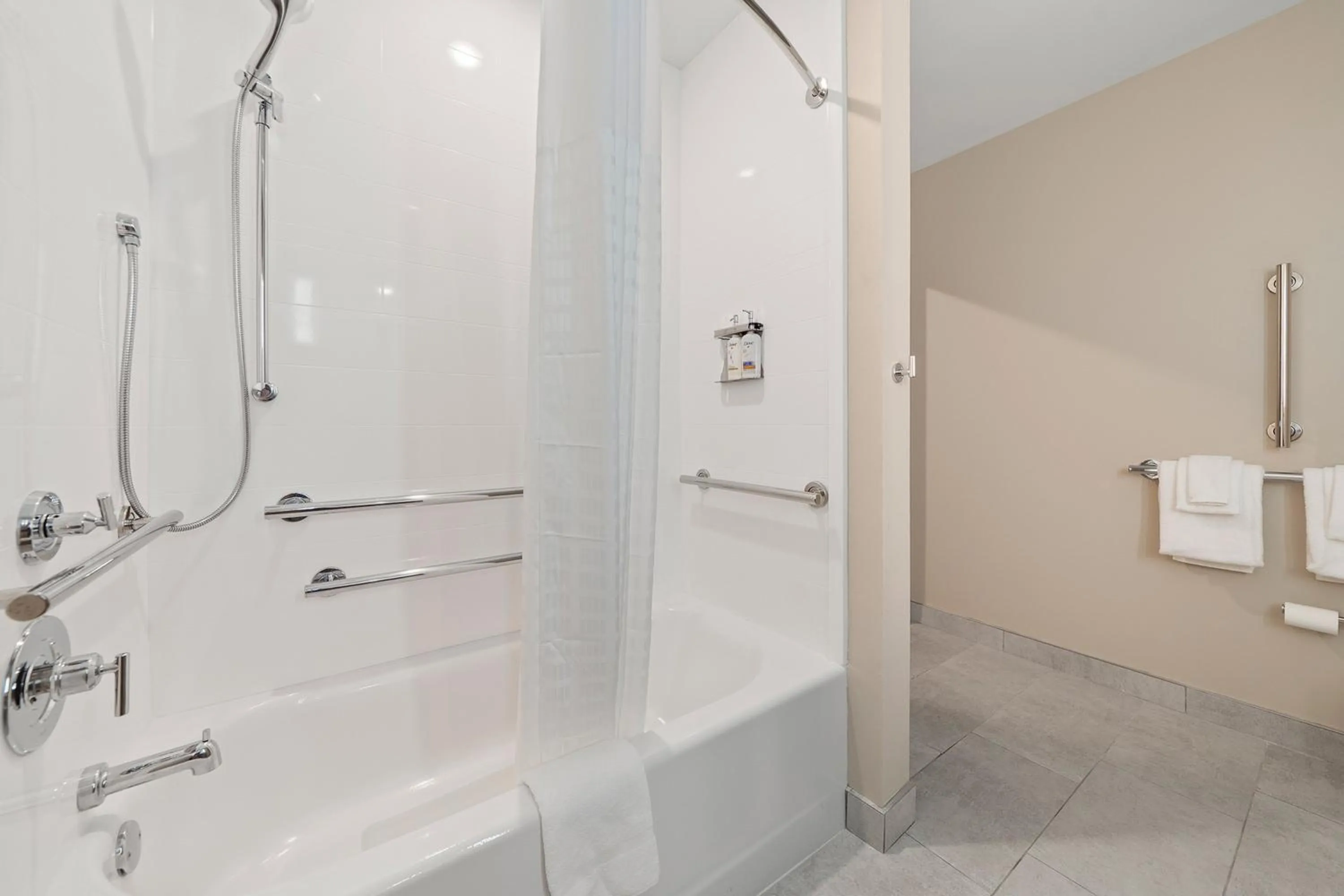 Bathroom in Candlewood Suites Perry-National Fairground Area by IHG