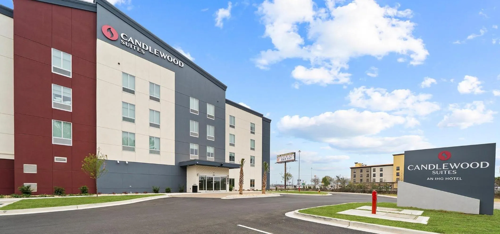 Property building in Candlewood Suites Perry-National Fairground Area by IHG
