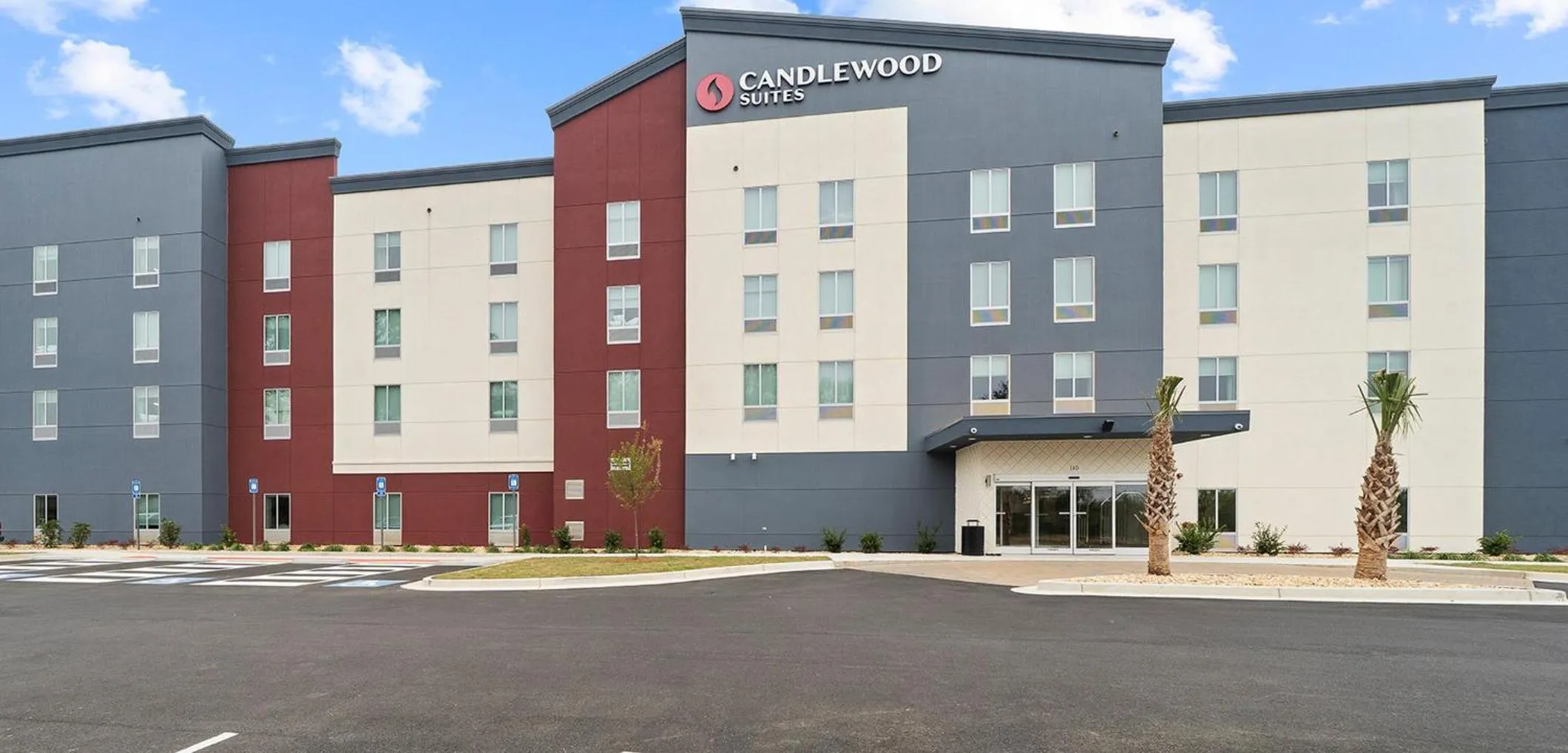 Property building in Candlewood Suites Perry-National Fairground Area by IHG