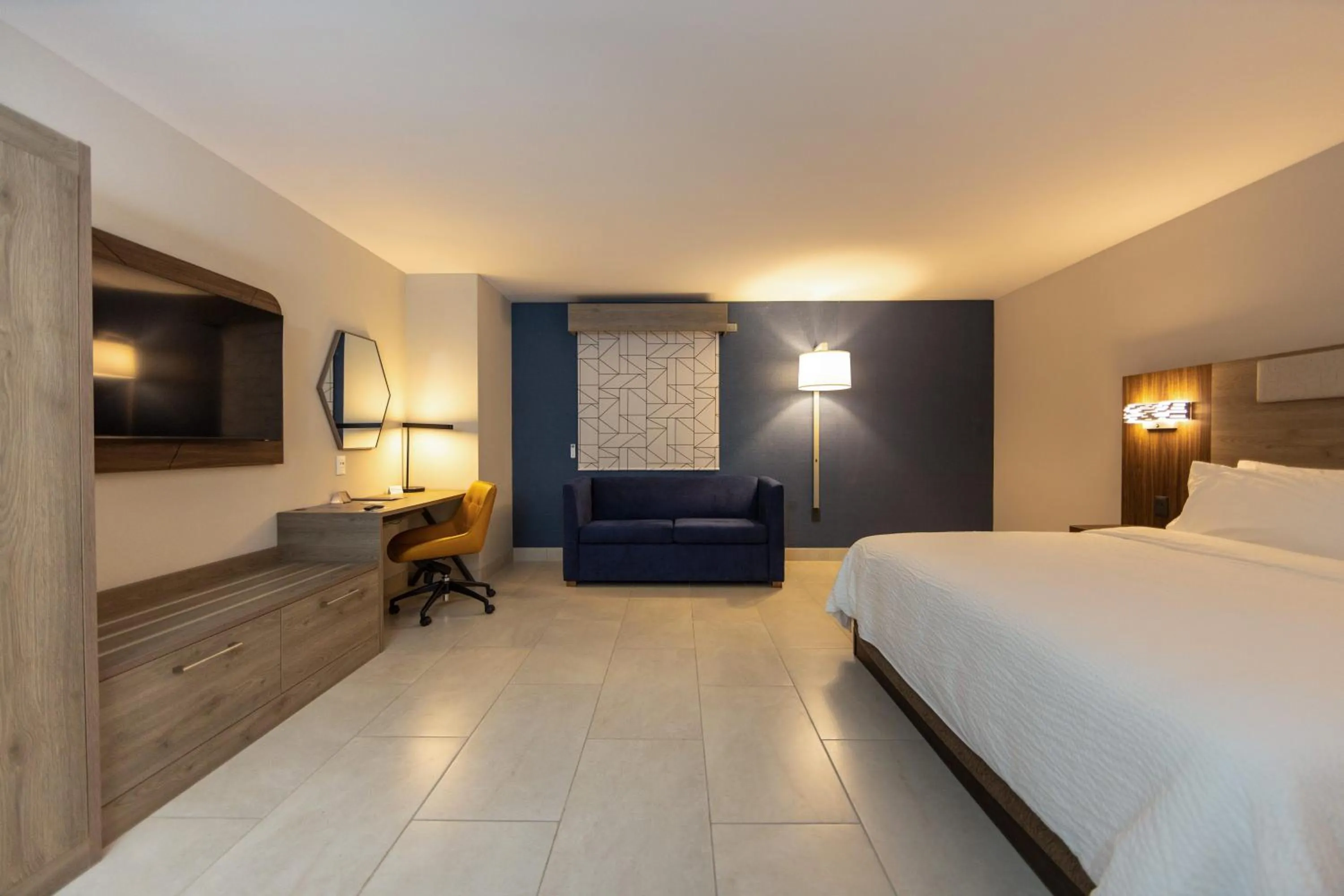 Bed in Holiday Inn Express & Suites Mazatlan by IHG