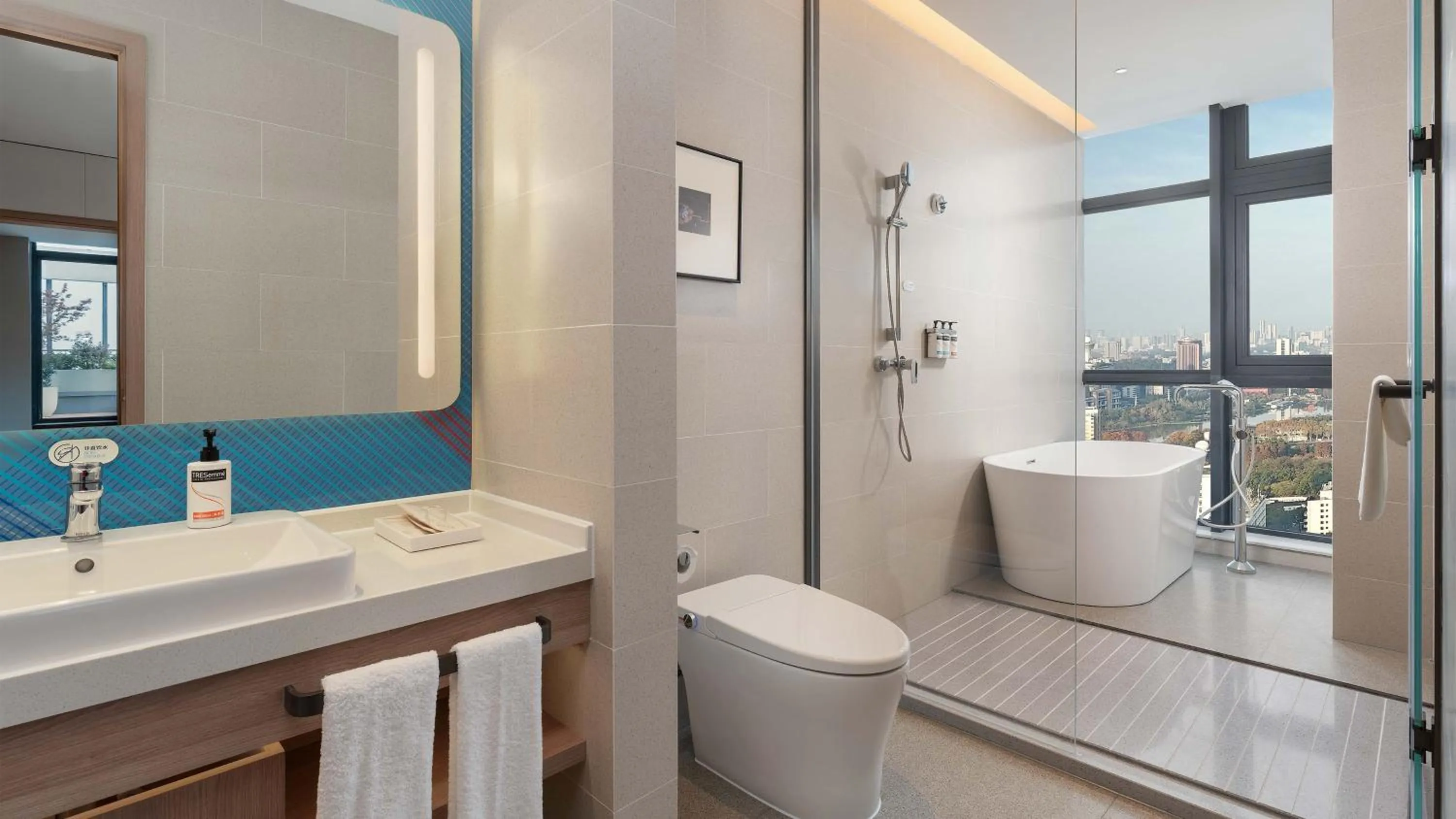 Shower in Holiday Inn Express Wuhan East Lake by IHG