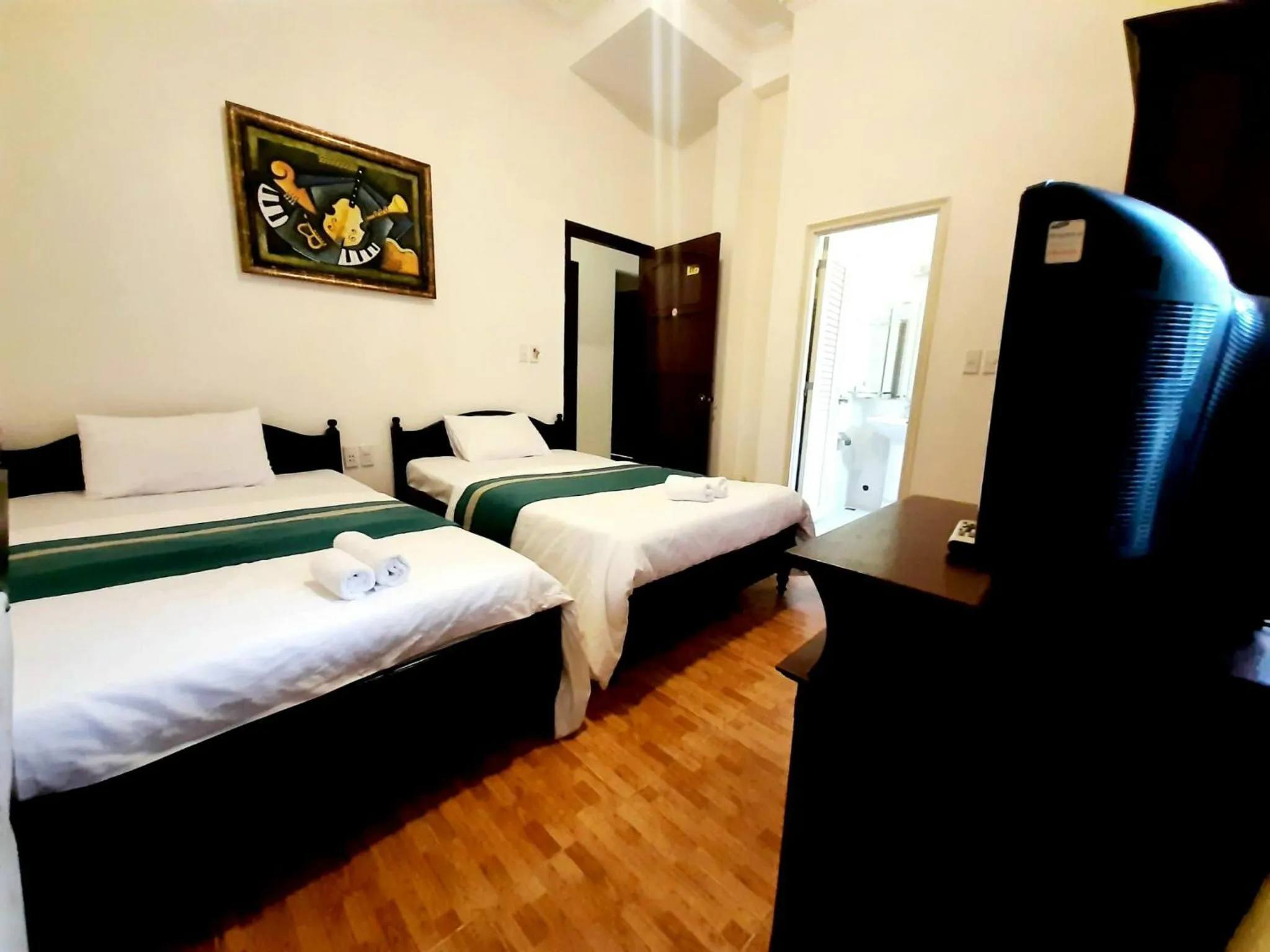 Bedroom, Bed in Le Petit Paris Dalat Hotel