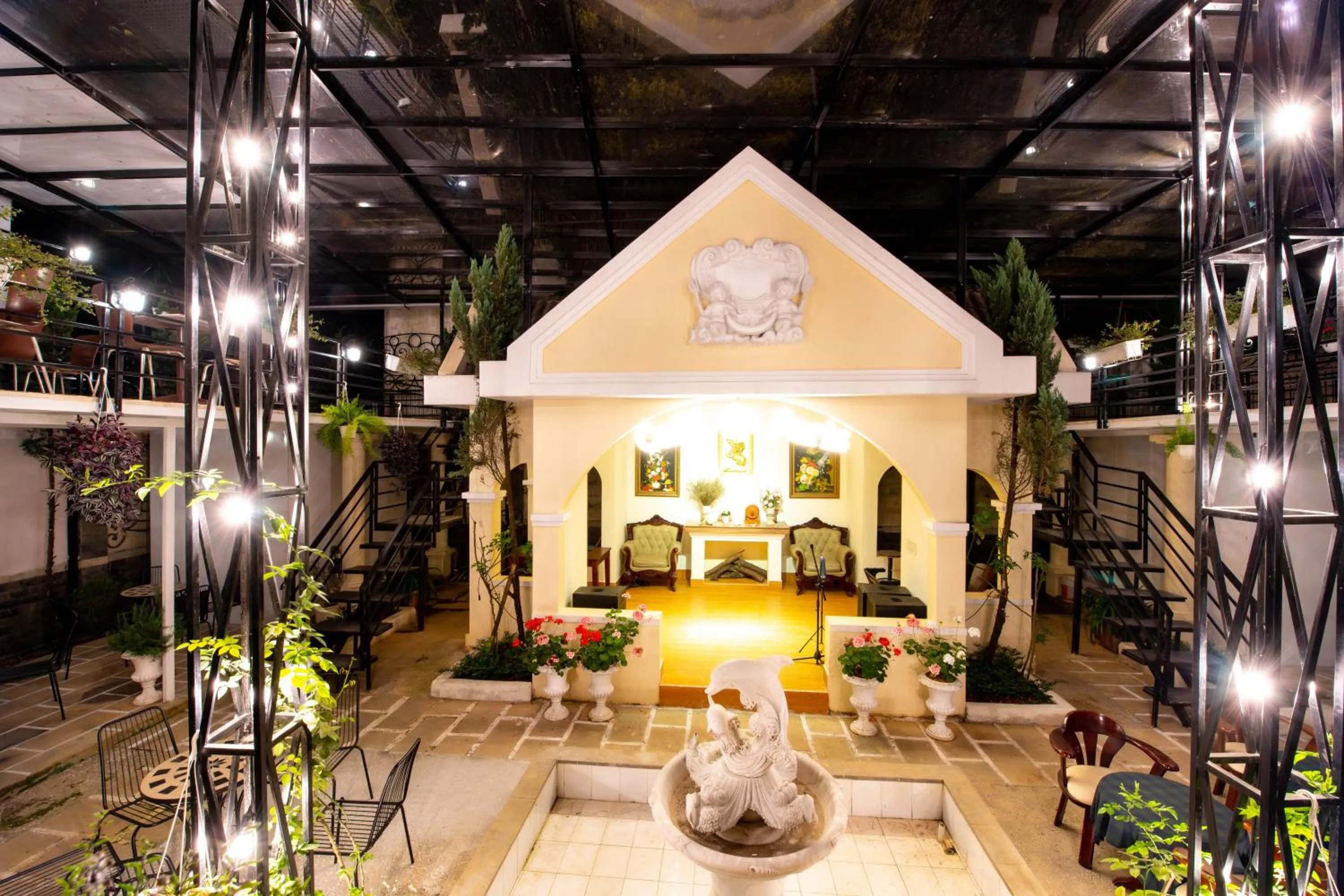 Garden in Le Petit Paris Dalat Hotel