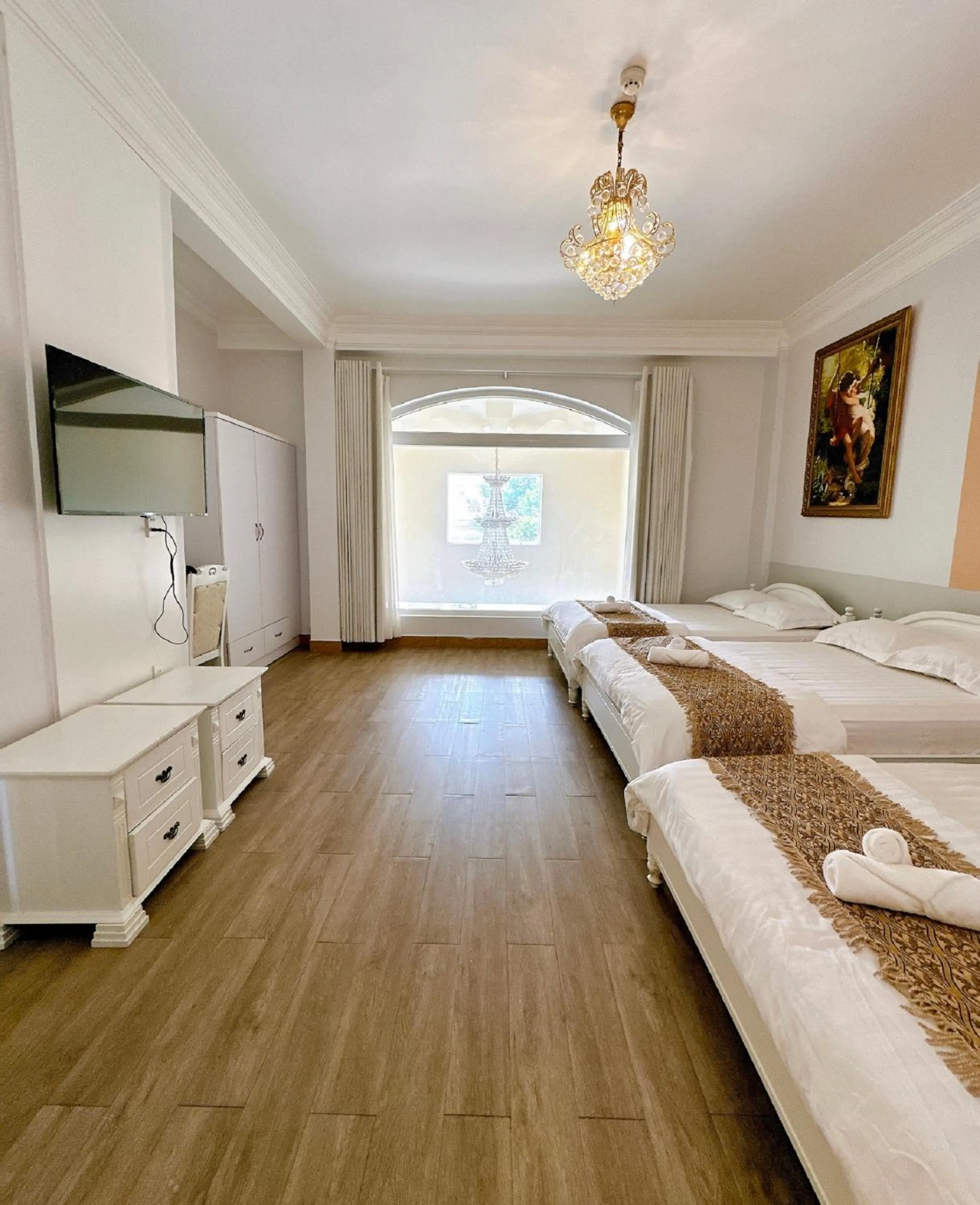 Bedroom, Bed in Le Petit Paris Dalat Hotel