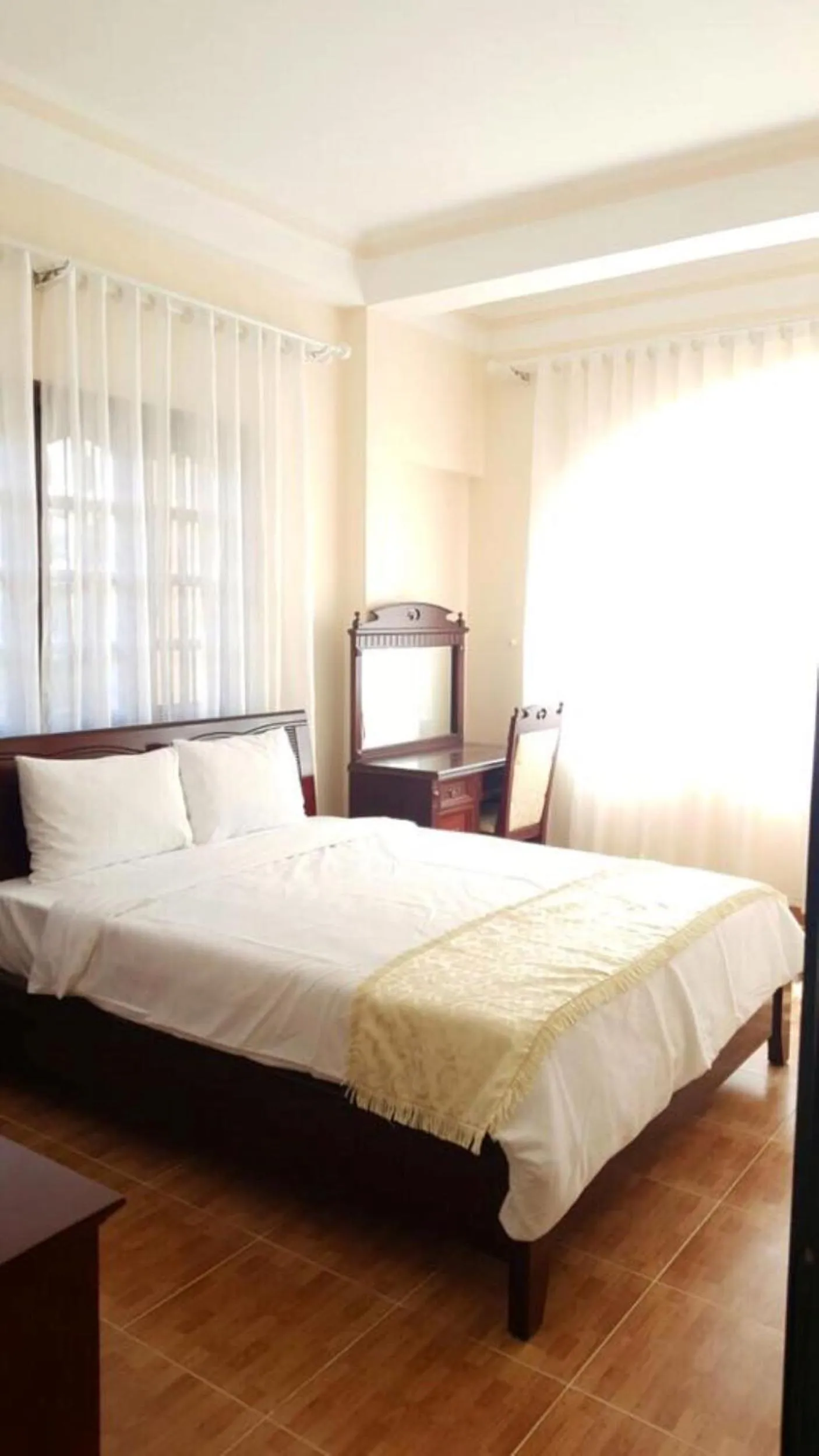 Bedroom, Bed in Le Petit Paris Dalat Hotel