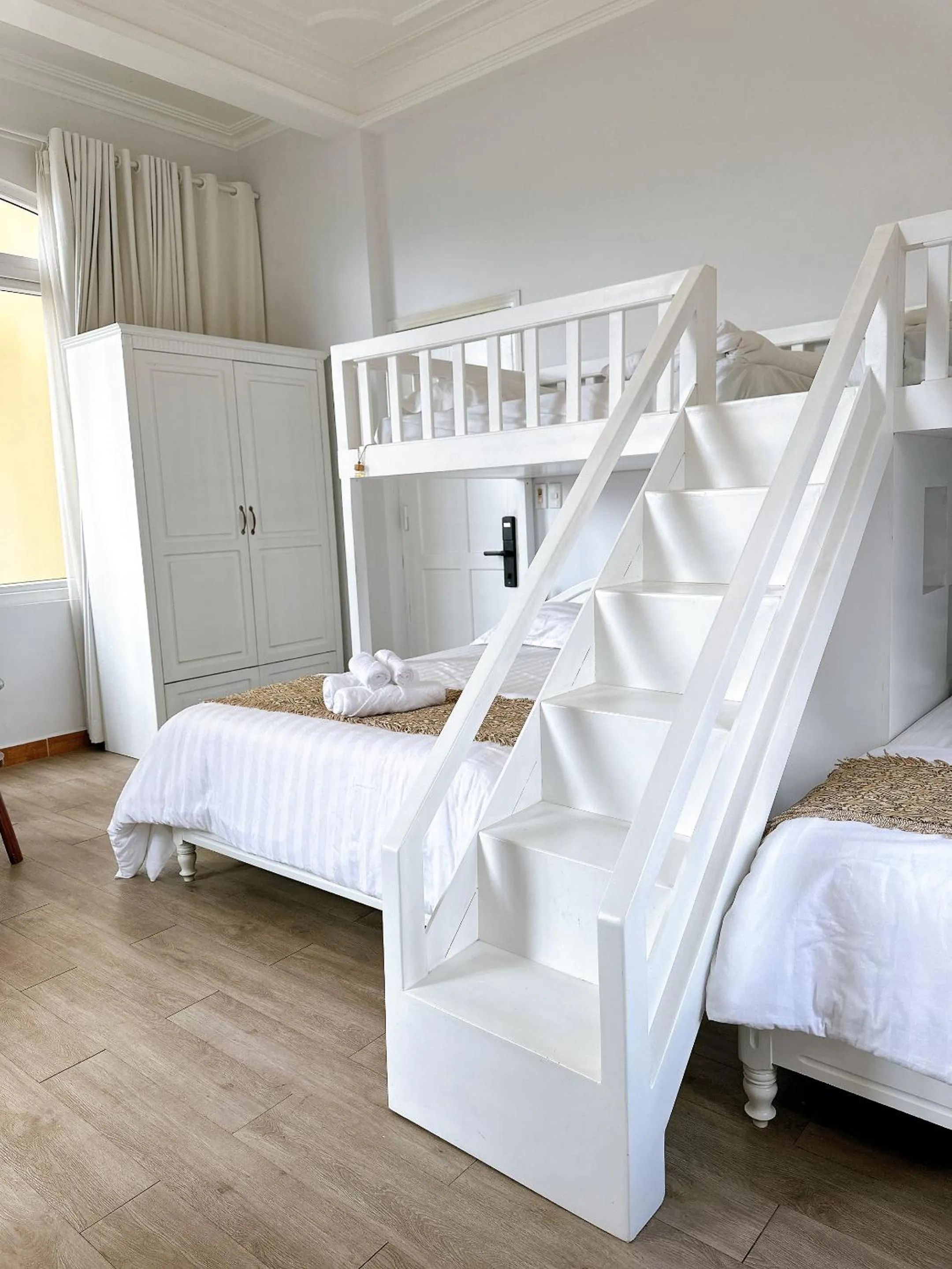 Bedroom, Bed in Le Petit Paris Dalat Hotel