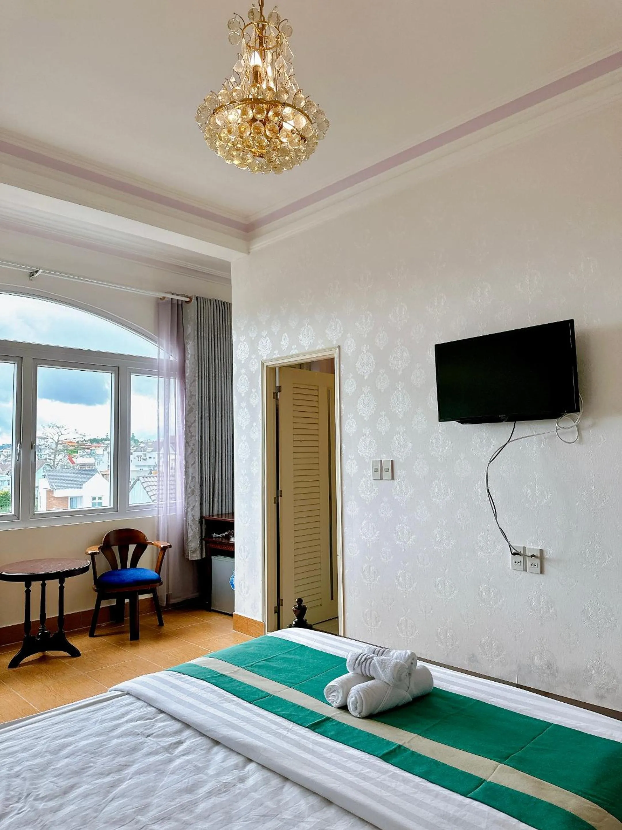 Bedroom, Bed in Le Petit Paris Dalat Hotel