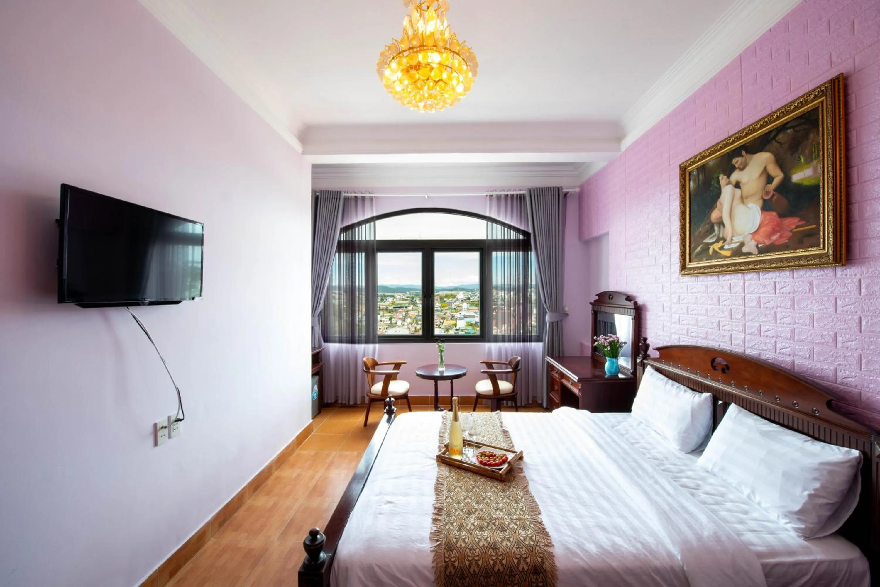 Bedroom, Bed in Le Petit Paris Dalat Hotel