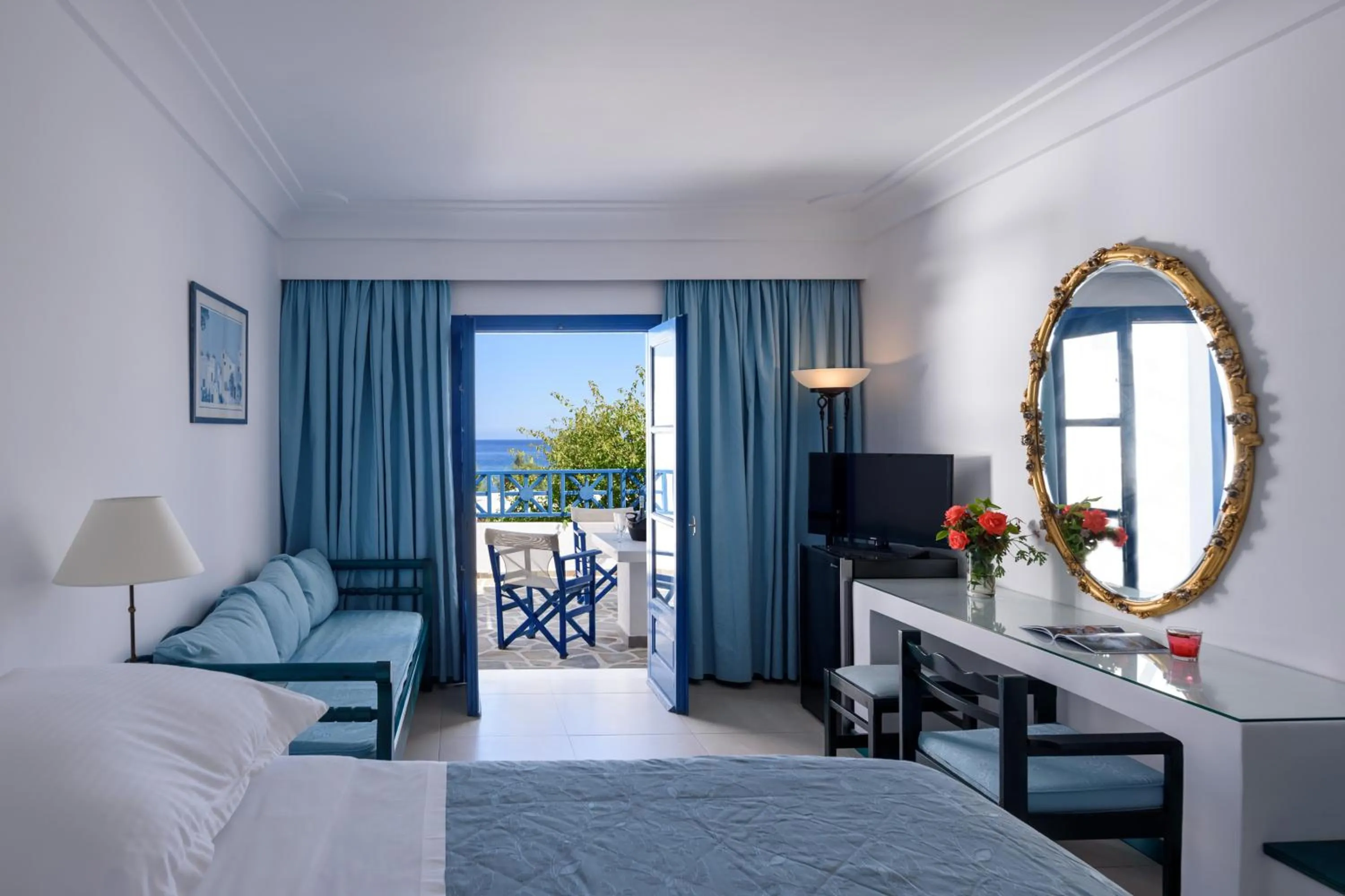 Balcony/Terrace, Bed in Veggera Beach Hotel