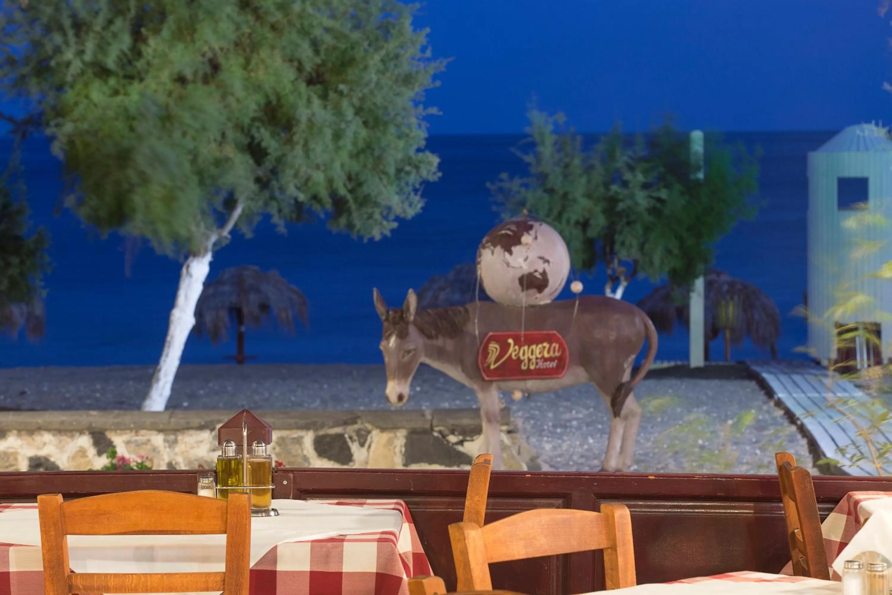 Restaurant/places to eat in Veggera Beach Hotel