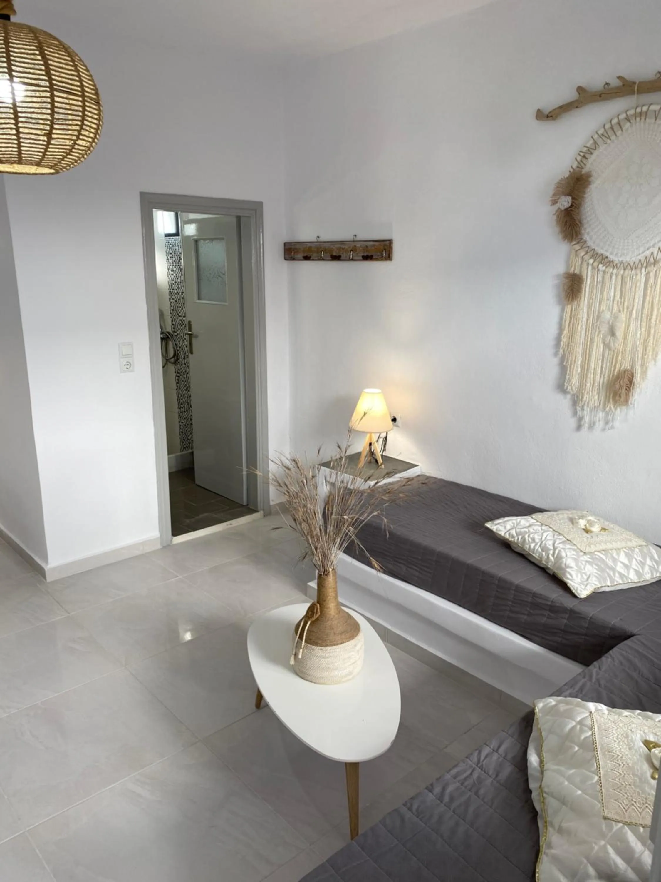 Living room, Bed in Villa Anto