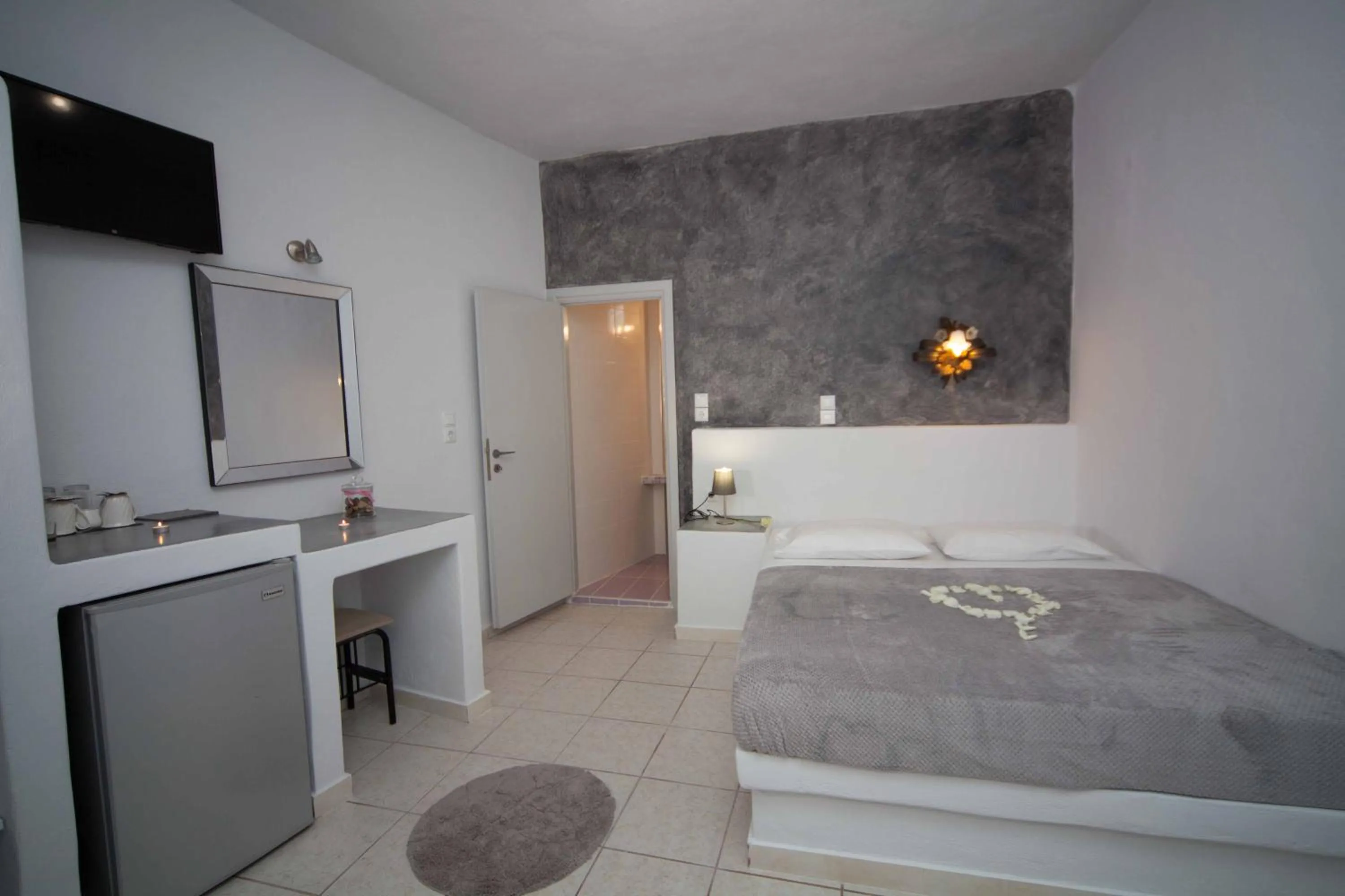 Photo of the whole room, Bed in Villa Anto