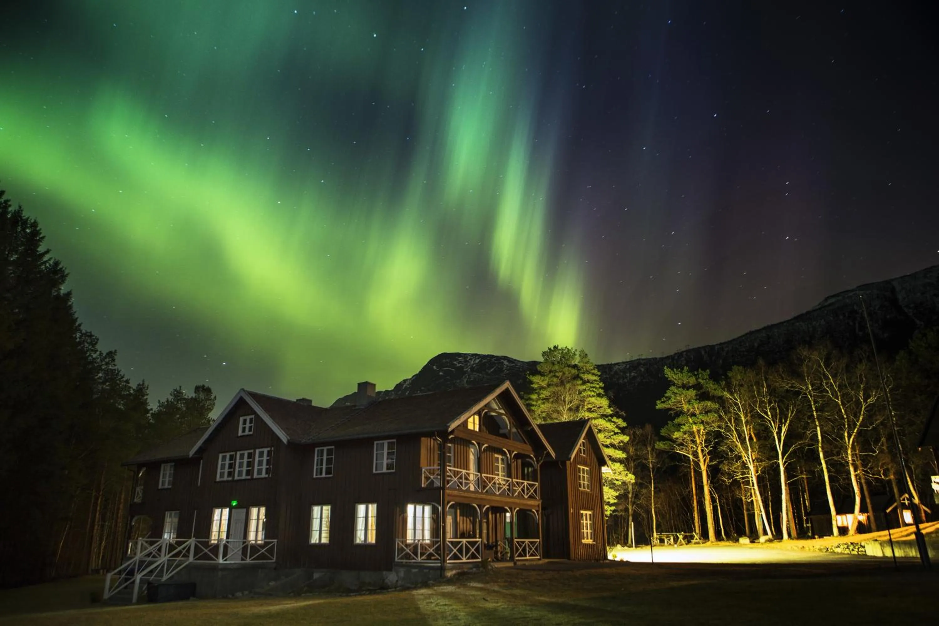 Facade/entrance in Phillipshaugen Lodge