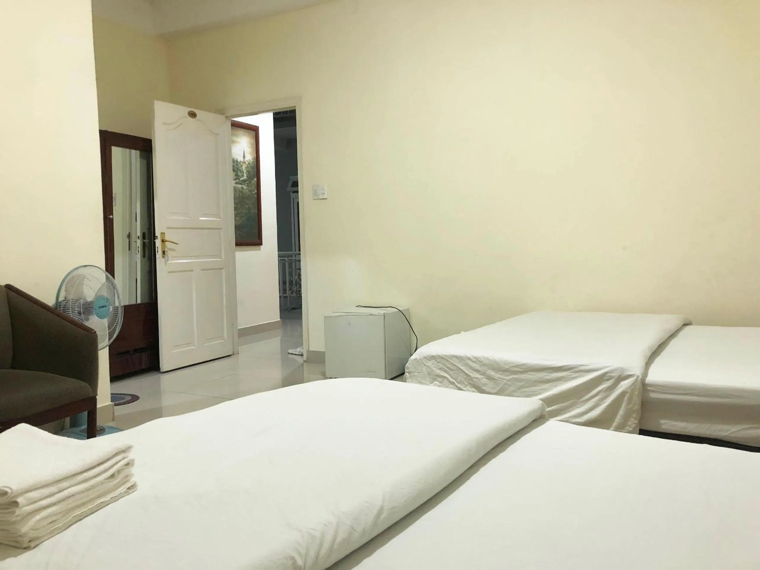 Bedroom, Bed in Phuong Hong Guesthouse