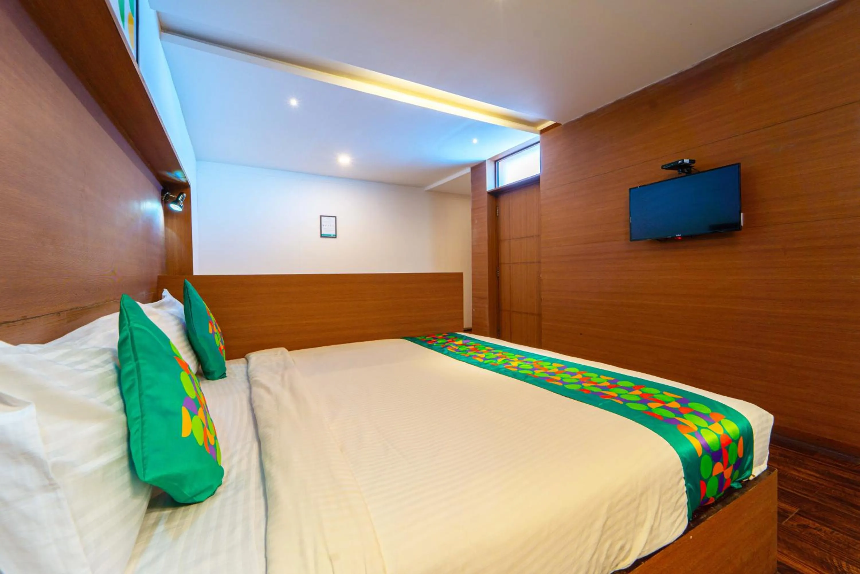 Bedroom, Bed in Treebo Tranquil Heights With Scenic View