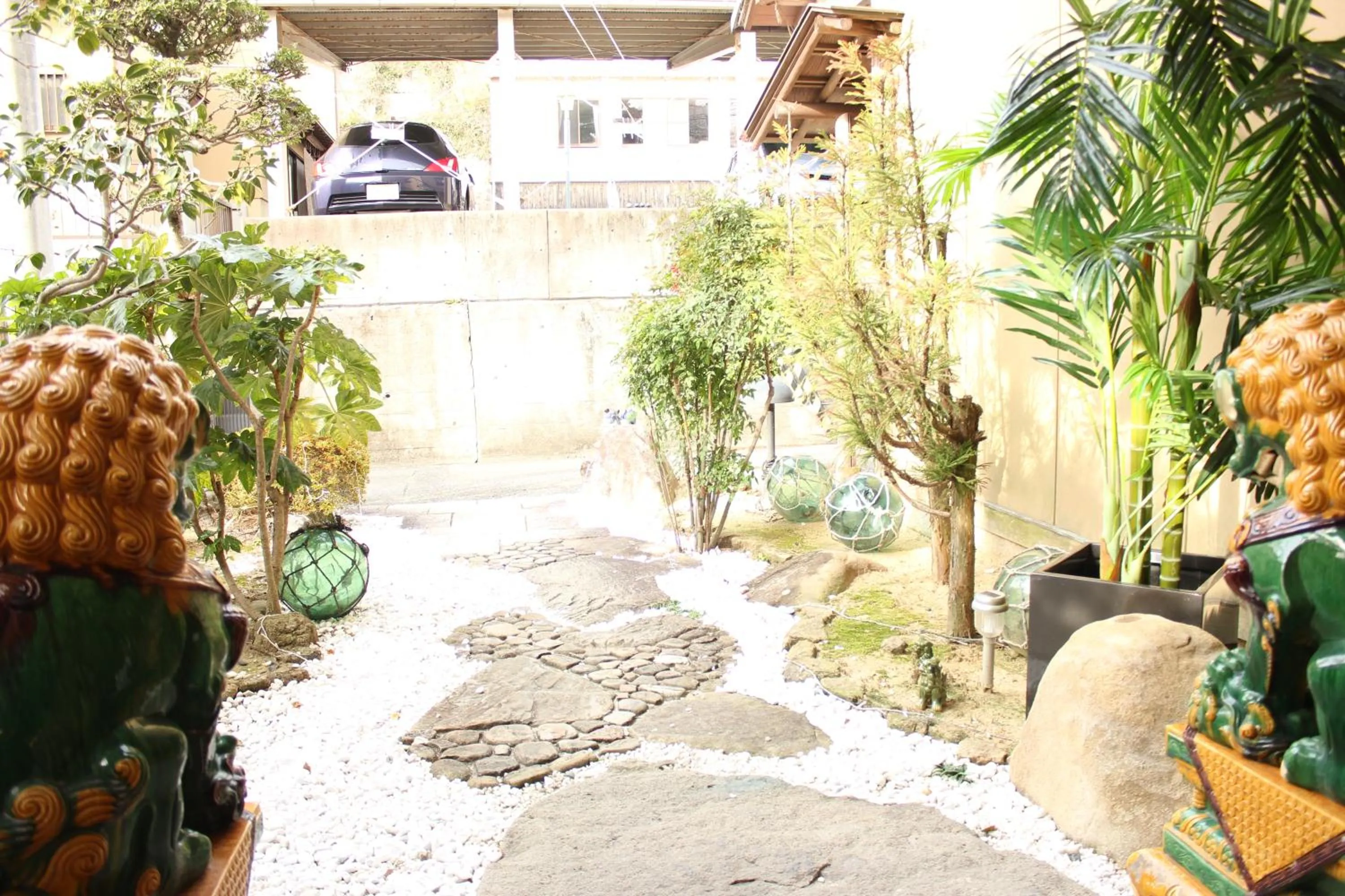 Garden in Okinawa Minshuku Kariyushi