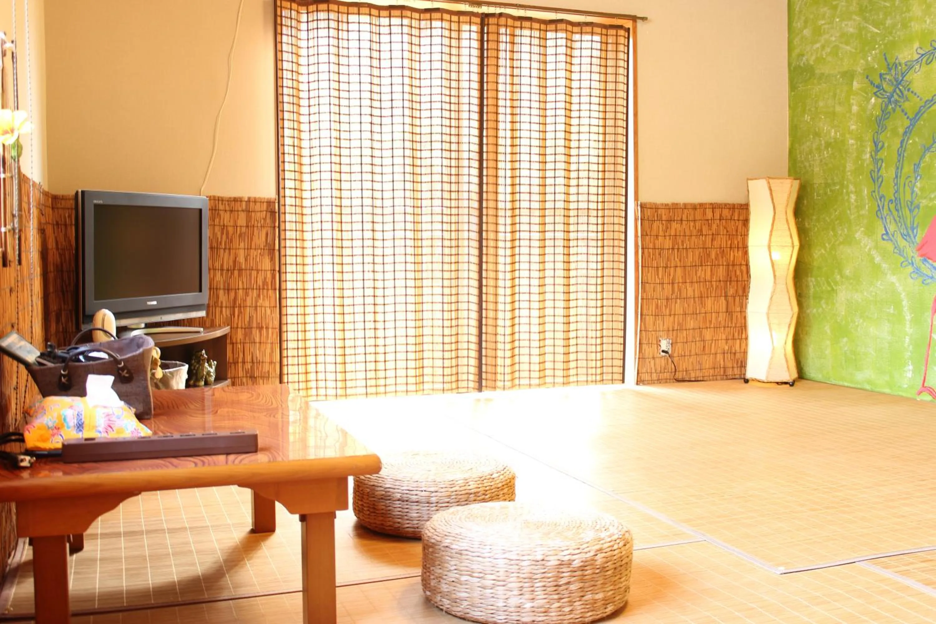 Photo of the whole room in Okinawa Minshuku Kariyushi