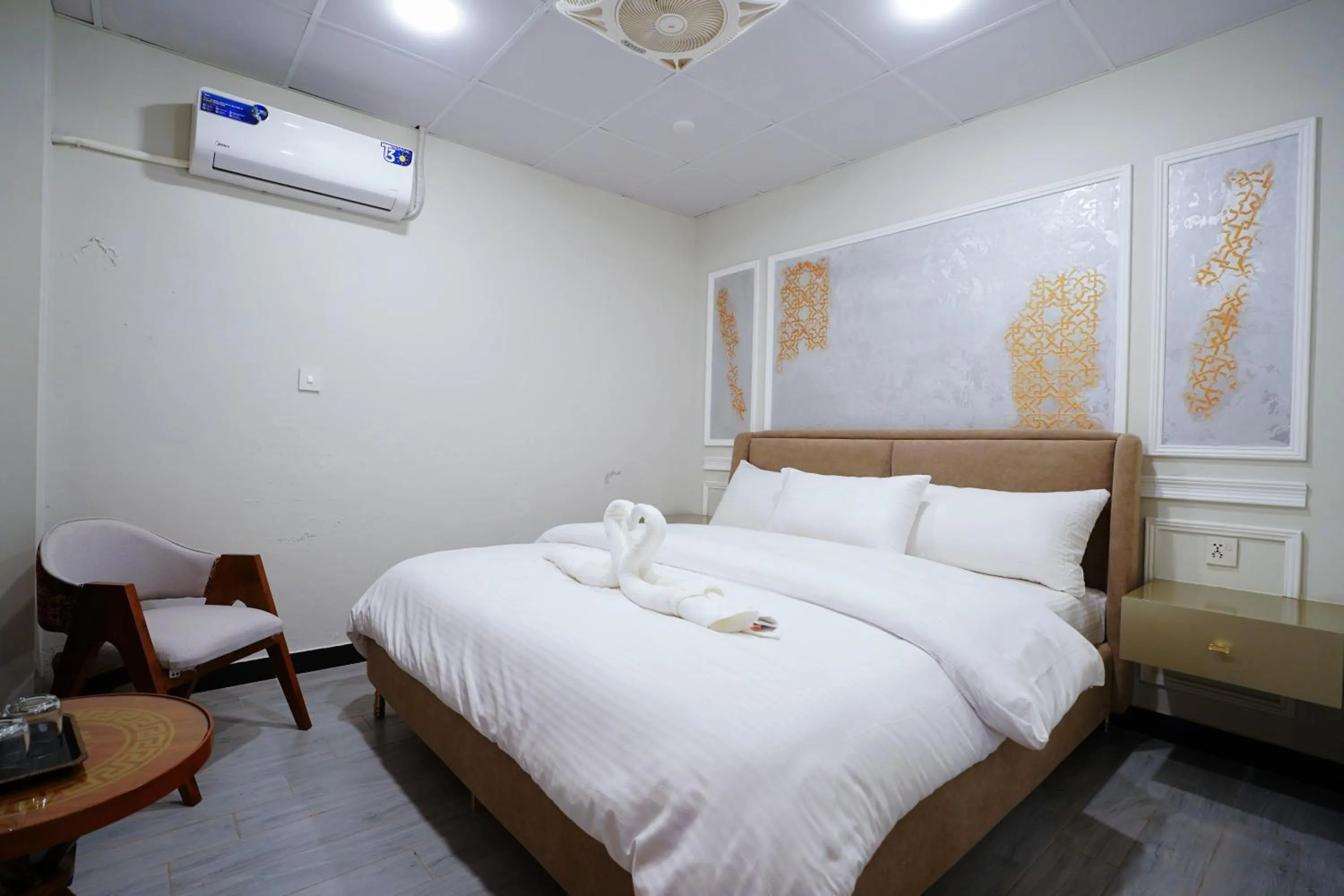 Bed in Luxvill Hotel